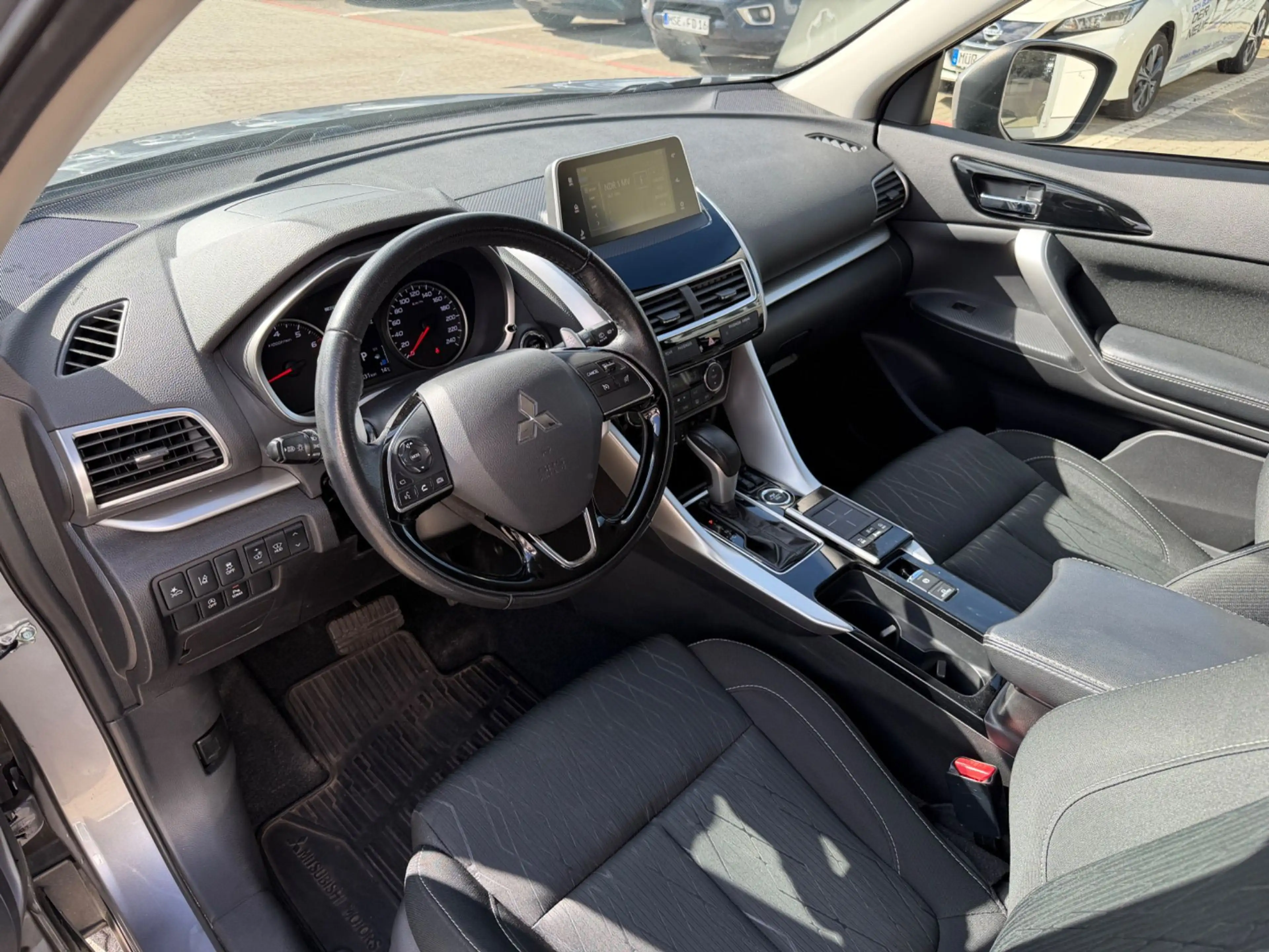 Mitsubishi Eclipse Cross 1,5L T-MIVEC Autom. Allrad Winterpaket — photo 13