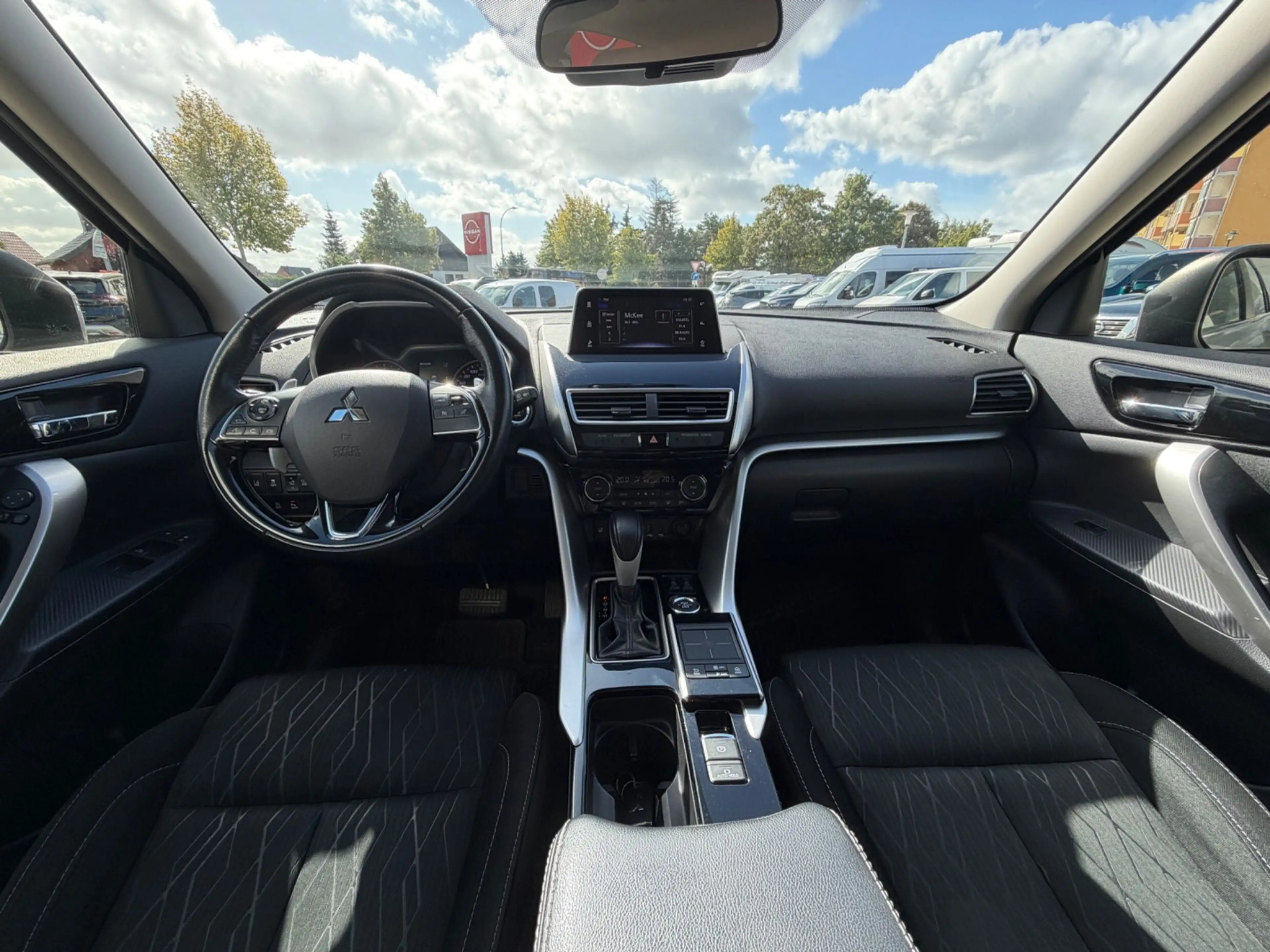 Mitsubishi Eclipse Cross 1,5L T-MIVEC Autom. Allrad Winterpaket — photo 14