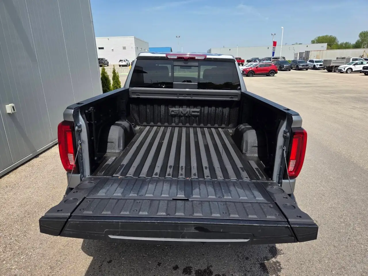 GMC Sierra 1500 снимка GMC Sierra 1500