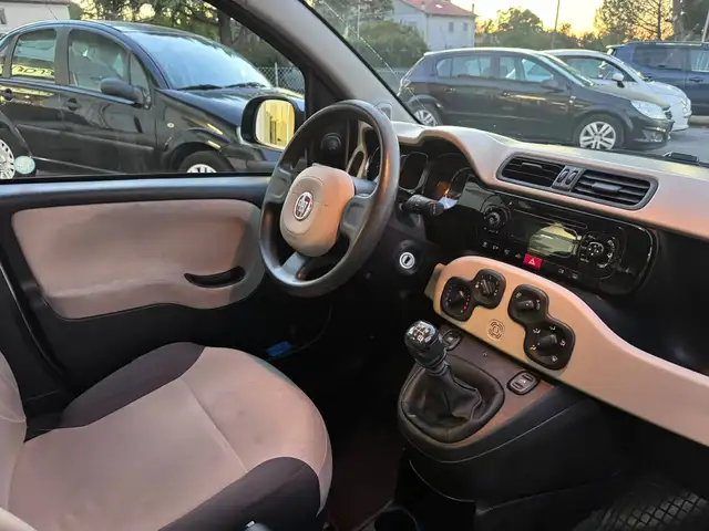 Fiat Panda view 9