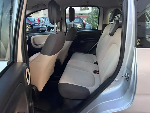 Fiat Panda view 11