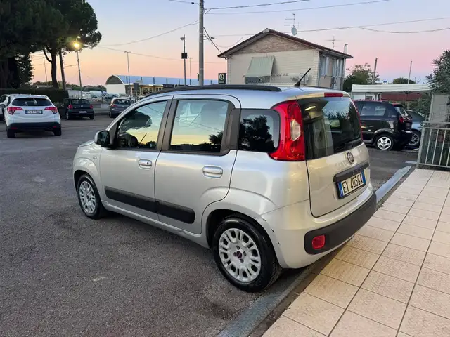 Fiat Panda view 5