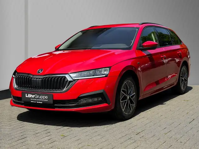 Skoda Octavia view 4