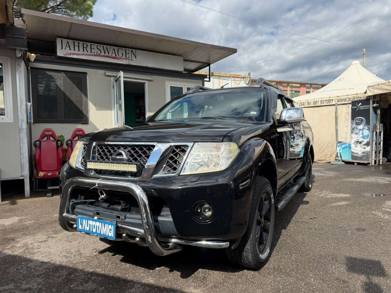 Nissan Navara Pick-Up 300 2.5 tdi Double Cab Efficient