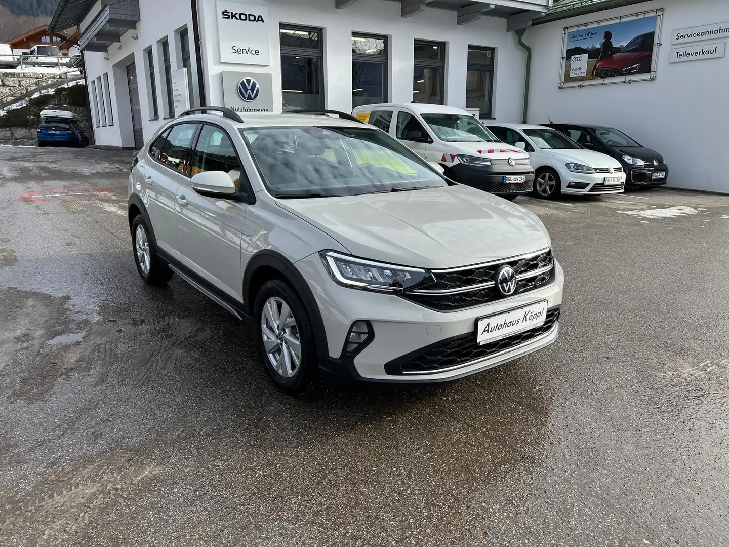 Volkswagen Taigo Life 1.0 TSI AHK Kamera AppConnect ACC Grau - 2