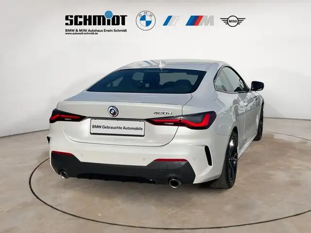 BMW 4 Series view 6