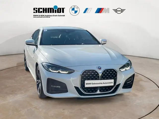 BMW 4 Series view 8
