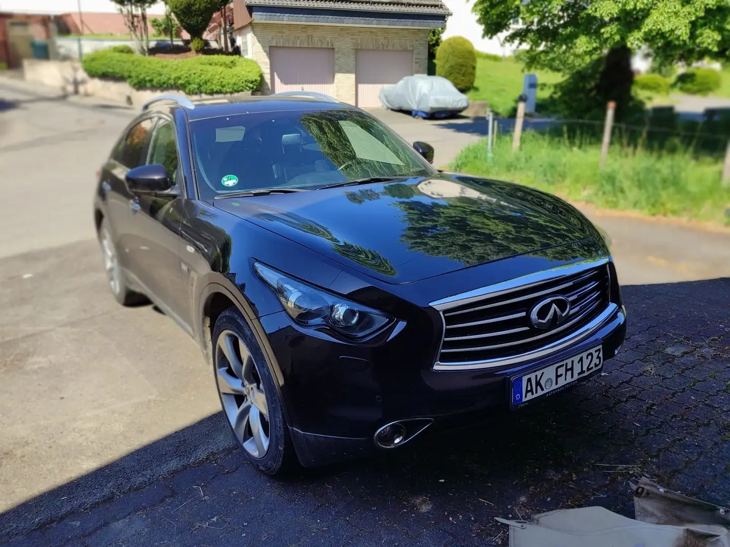 Infiniti QX70 3.0d AWD Aut. S Premium volle Hütte Violet - 2