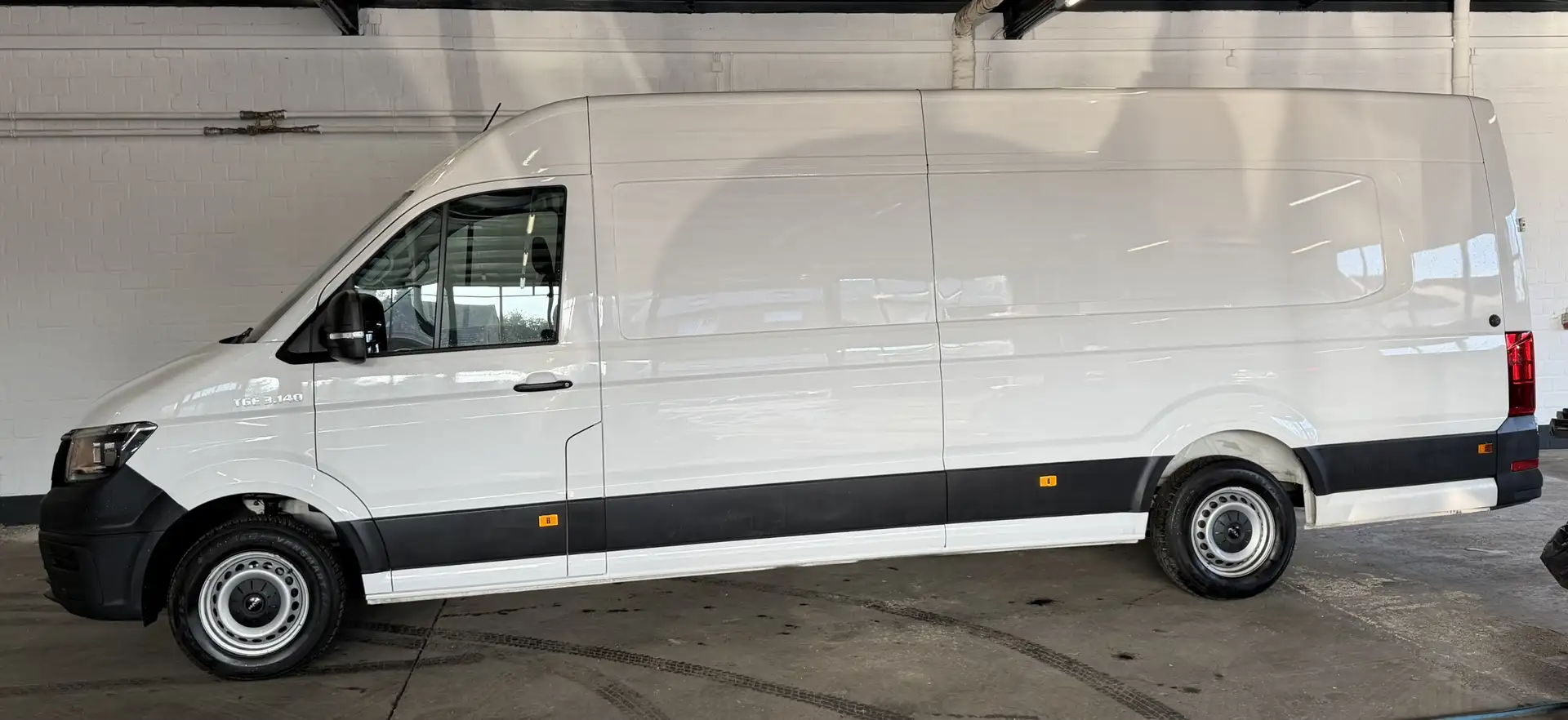 MAN TGE Kasten extralang Hochdach FWD Biały - 2