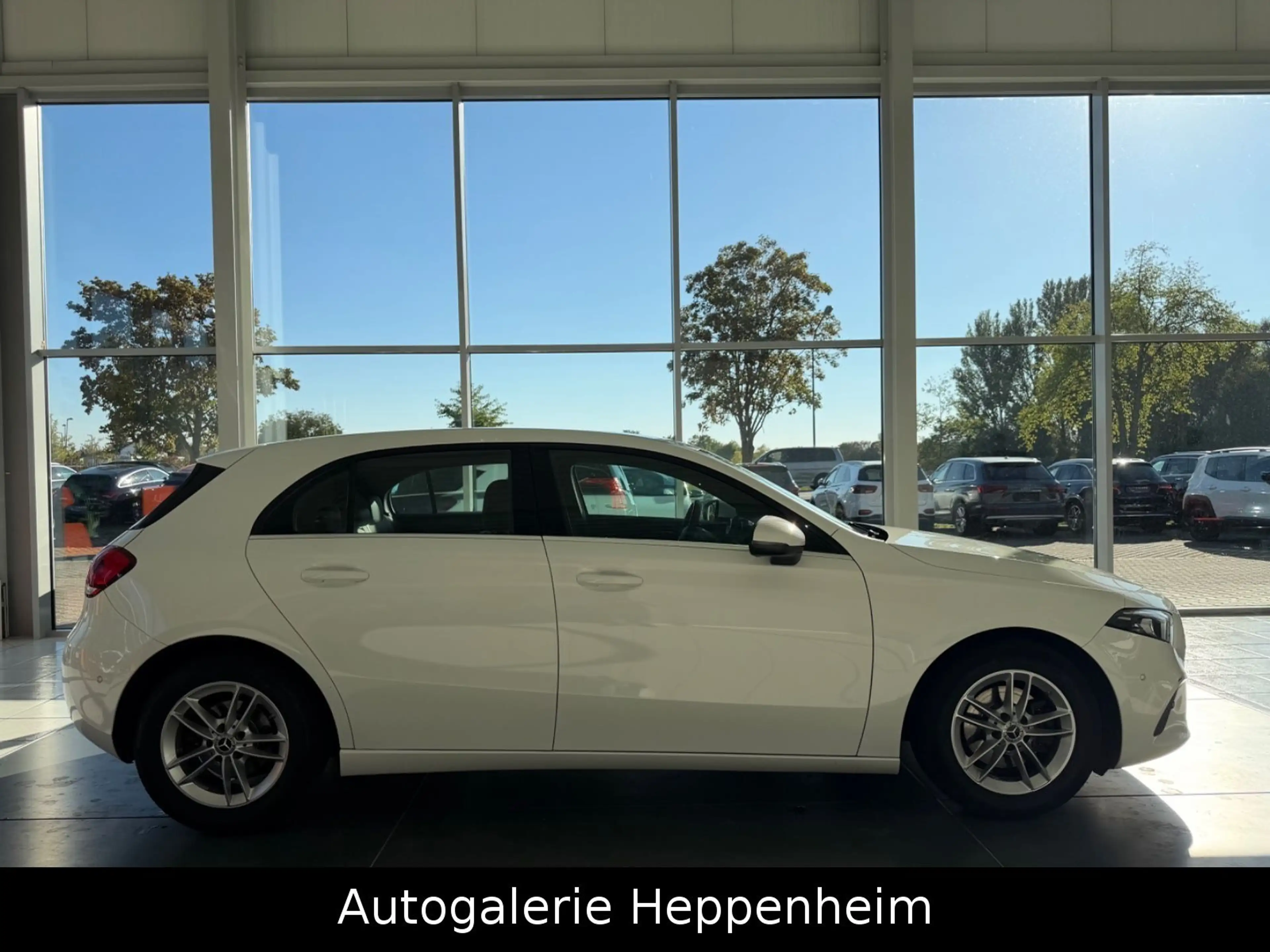 Mercedes-Benz A 180 A A 180 d — photo 4
