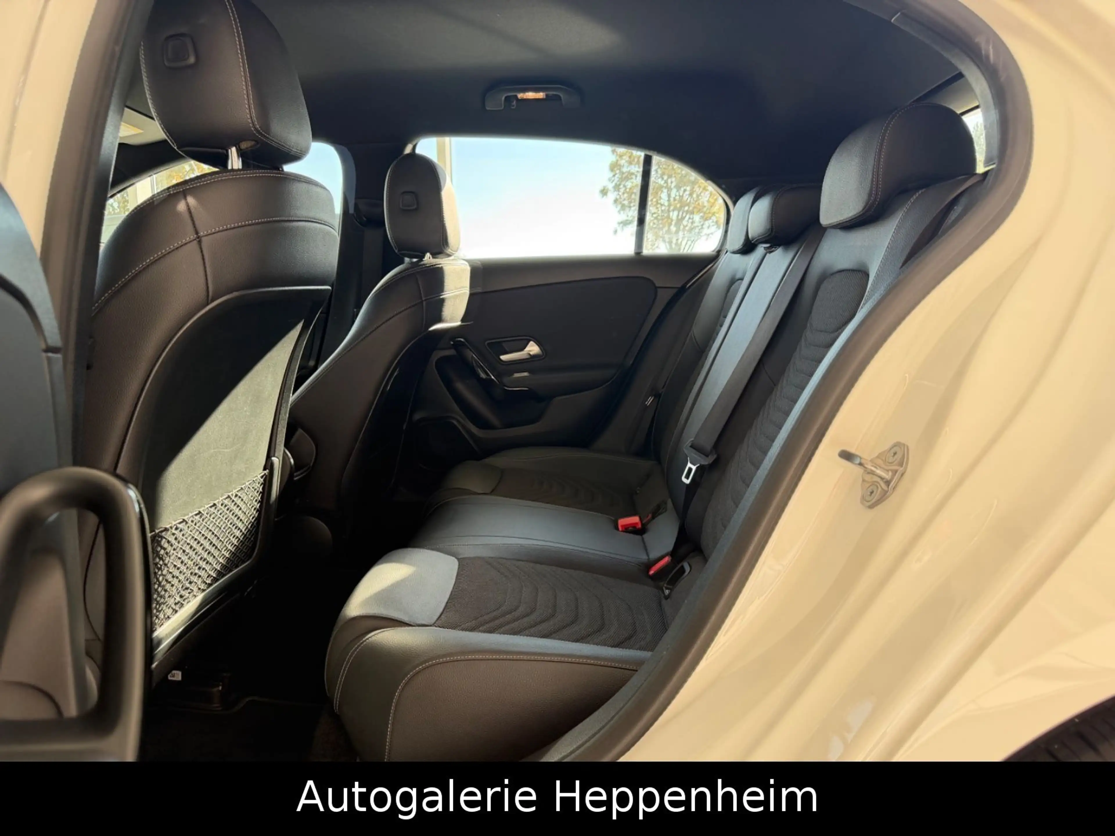 Mercedes-Benz A 180 A A 180 d — photo 13