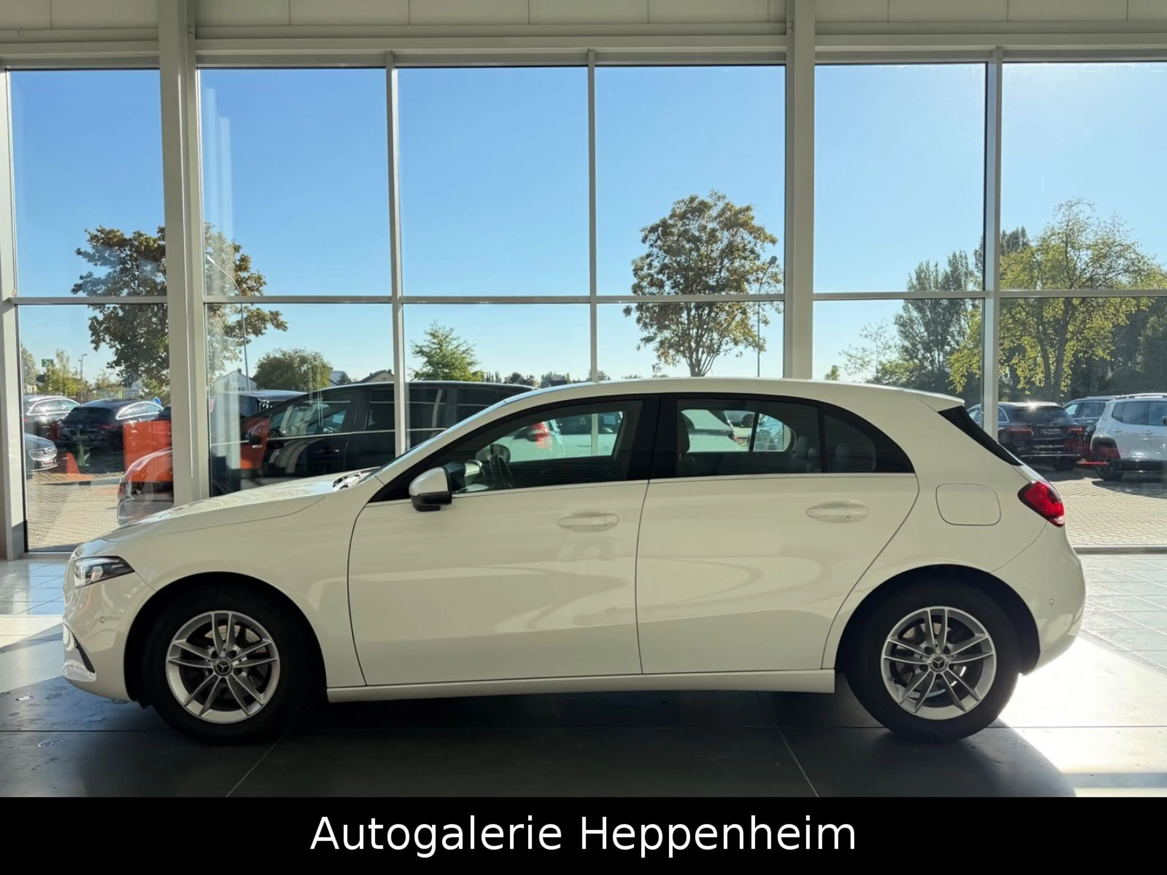 Mercedes-Benz A 180 A A 180 d — photo 8