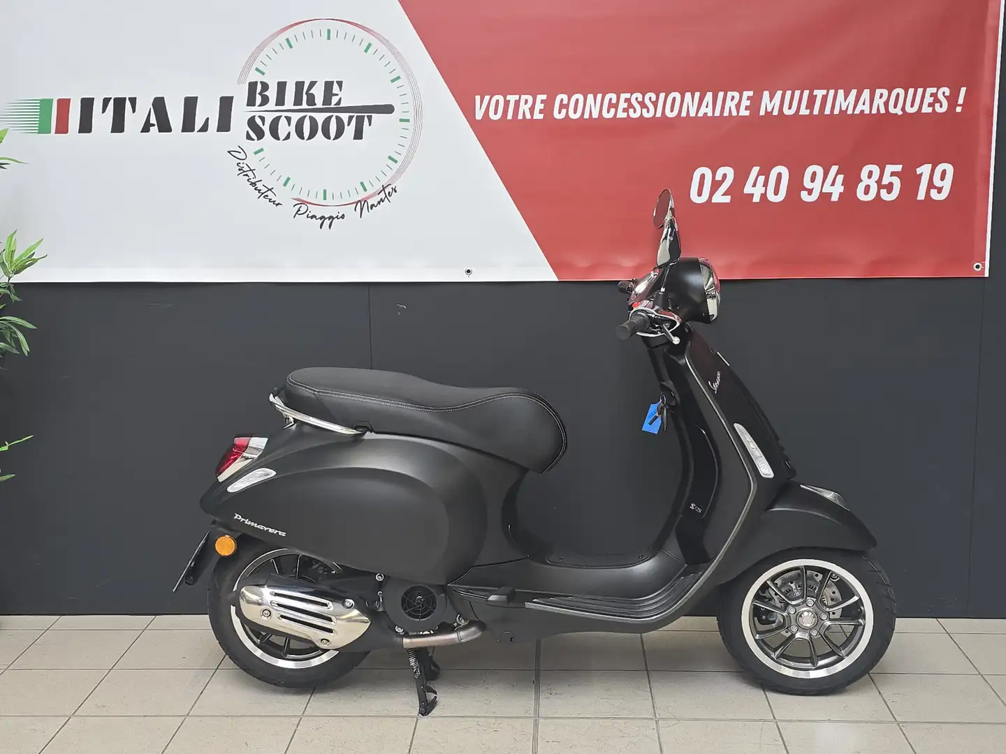 Vespa Primavera 125 Negru - 1