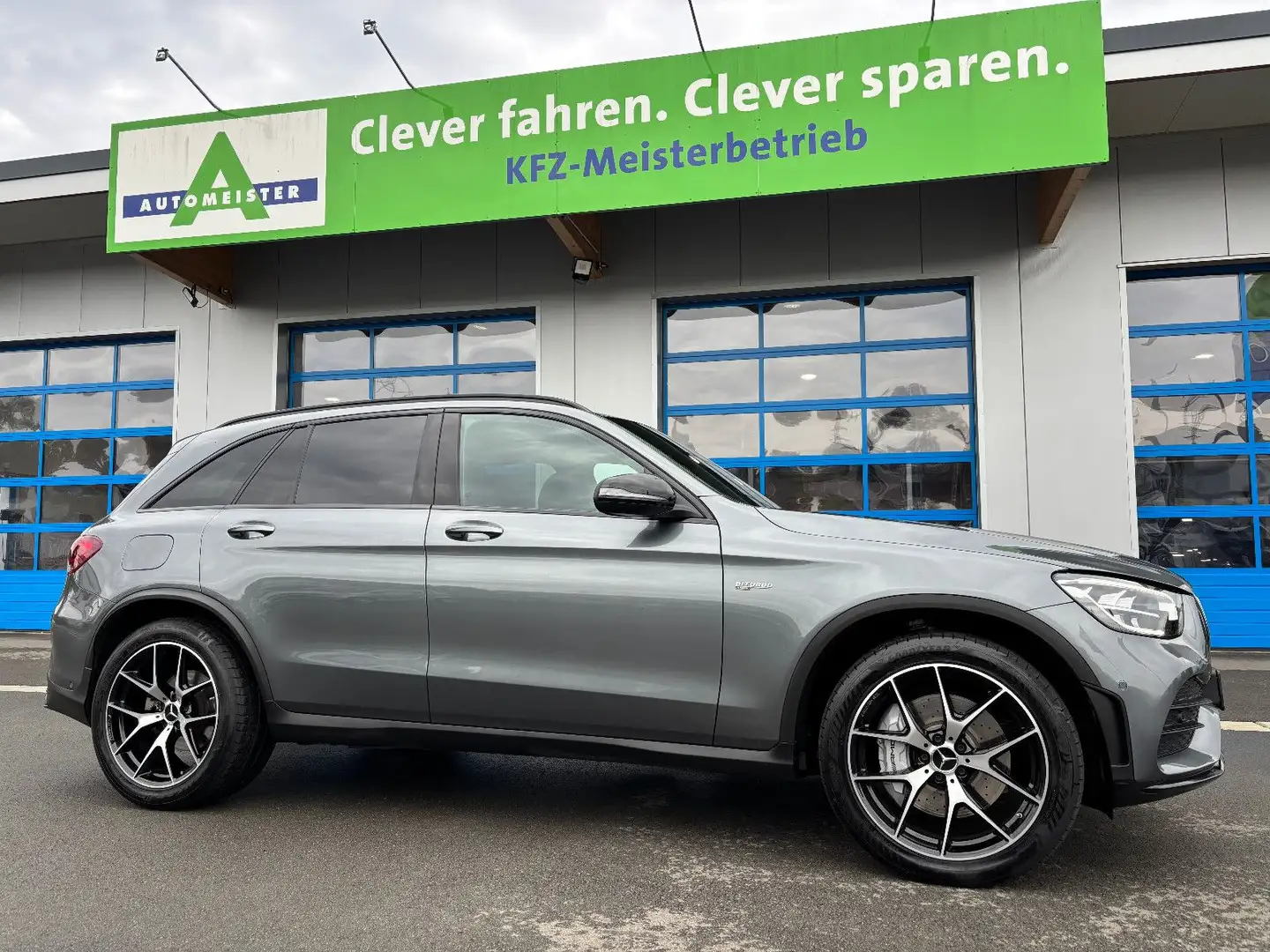 Mercedes-Benz GLC 43 AMG 4Matic NAVI NIGHT LED KAMERA 20" 2Hd Gris - 1