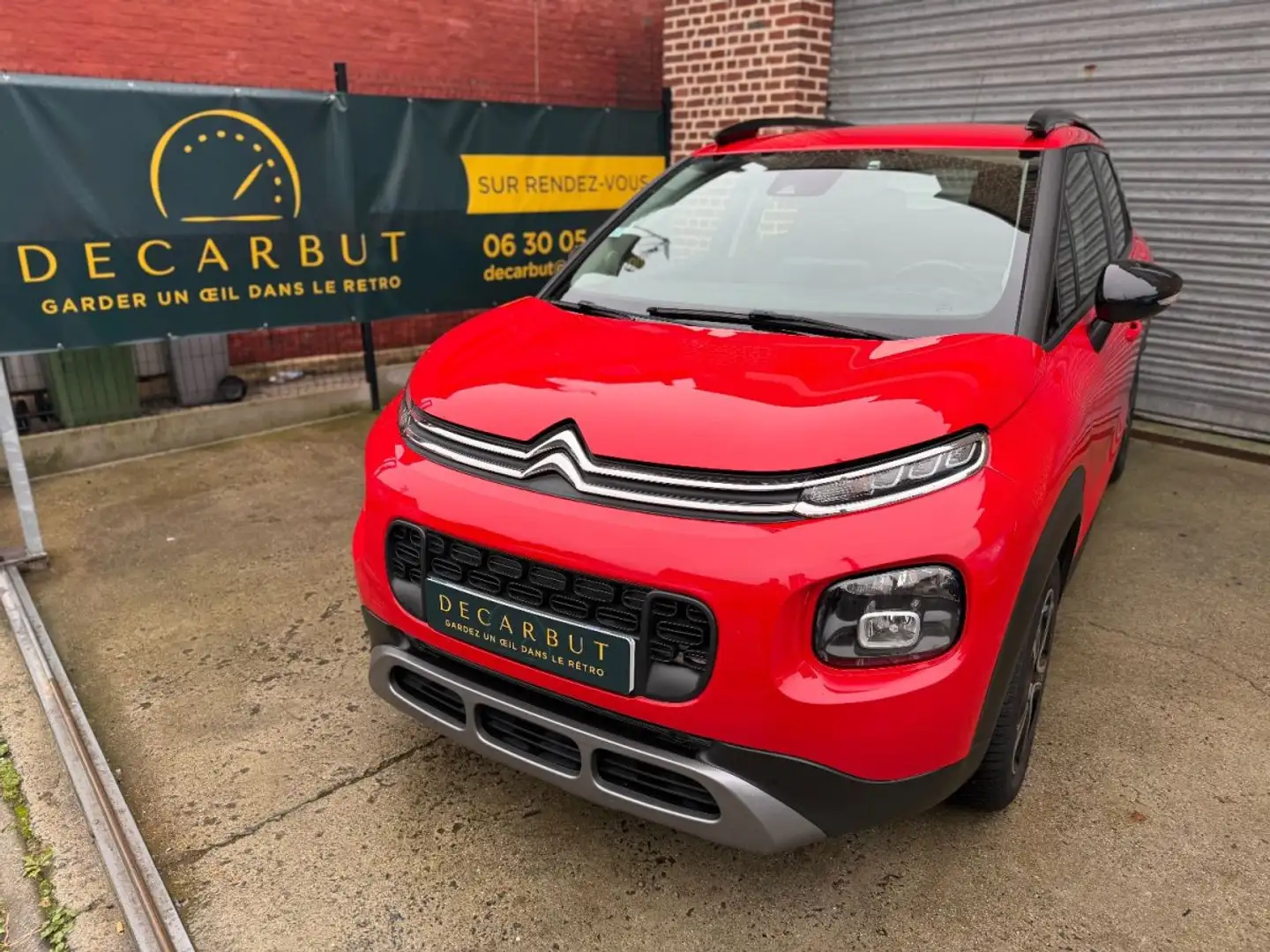 Citroen C3 C3 AIRCROSS. 1.6 BLUE HDI 100 FEEL Rouge - 1