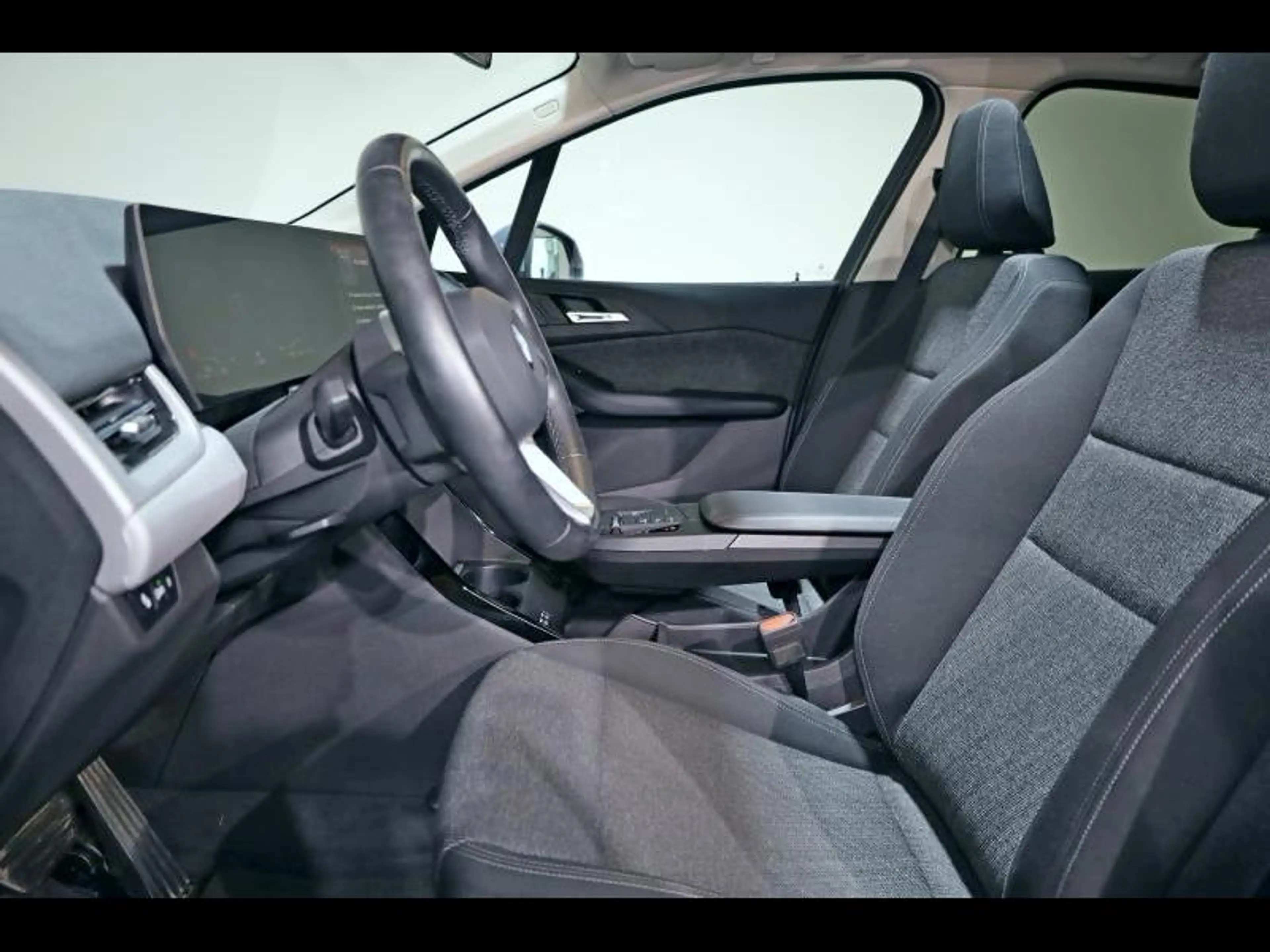 BMW 218 i Active Tourer — photo 9