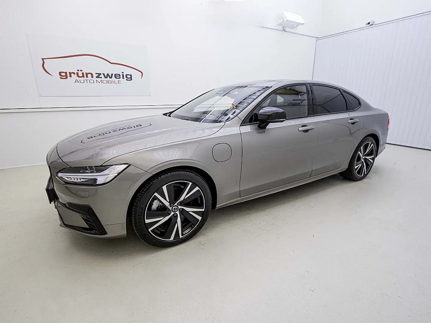 Volvo S90 T8 AWD Recharge PHEV R Design Gris - 1