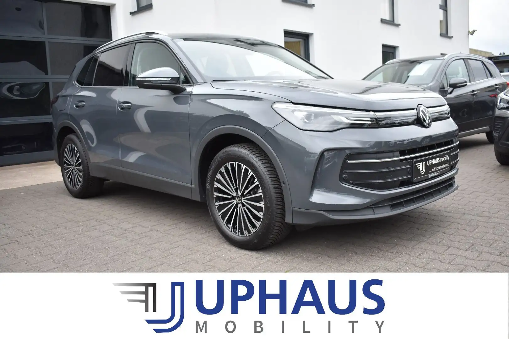 Volkswagen Tiguan 1.5 eTSI DSG 110 kW Life*Kamera*Anhängerk Grau - 1