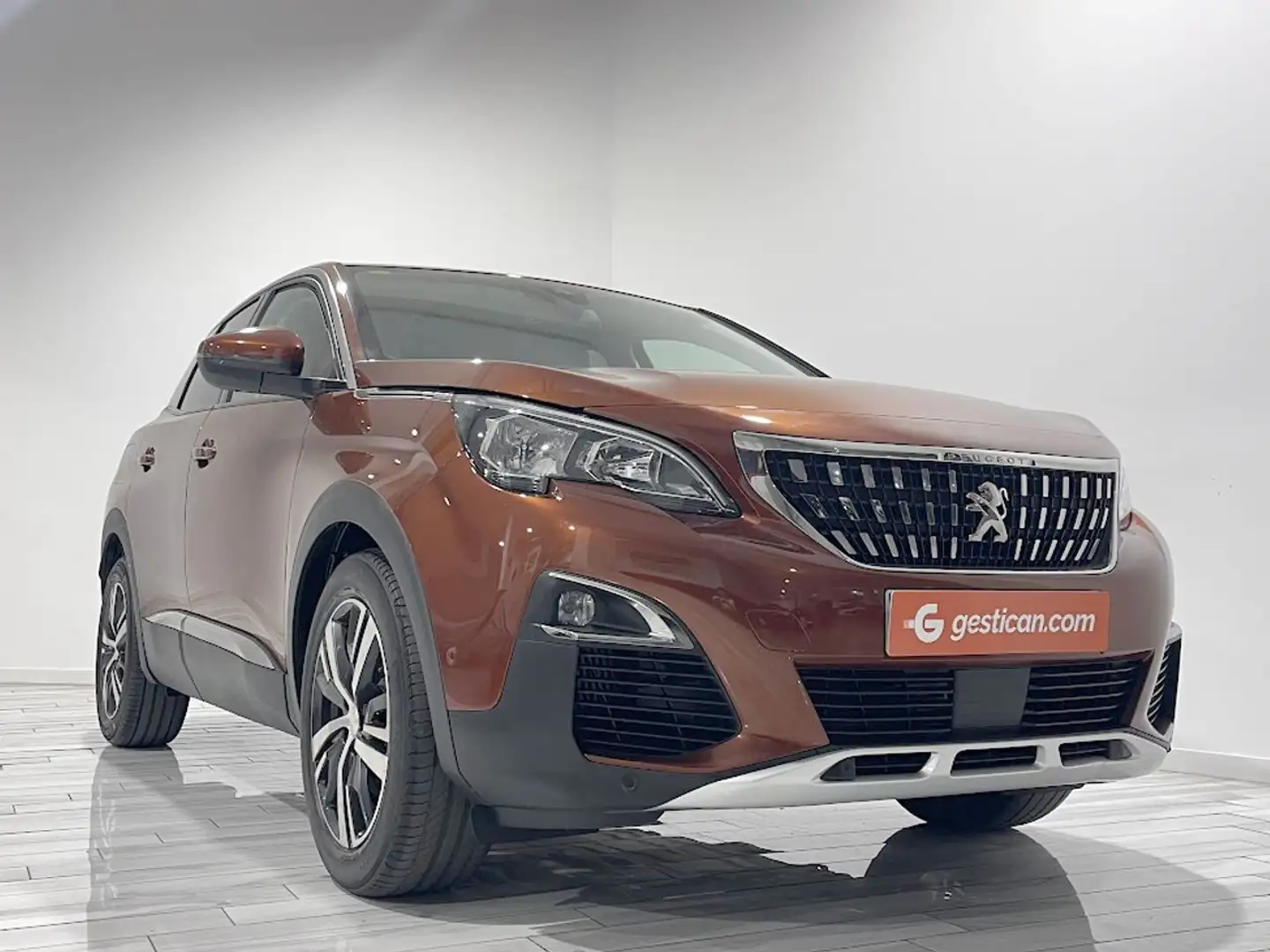 Peugeot 3008 1.2 PureTech S&S Access 130 Naranja - 2