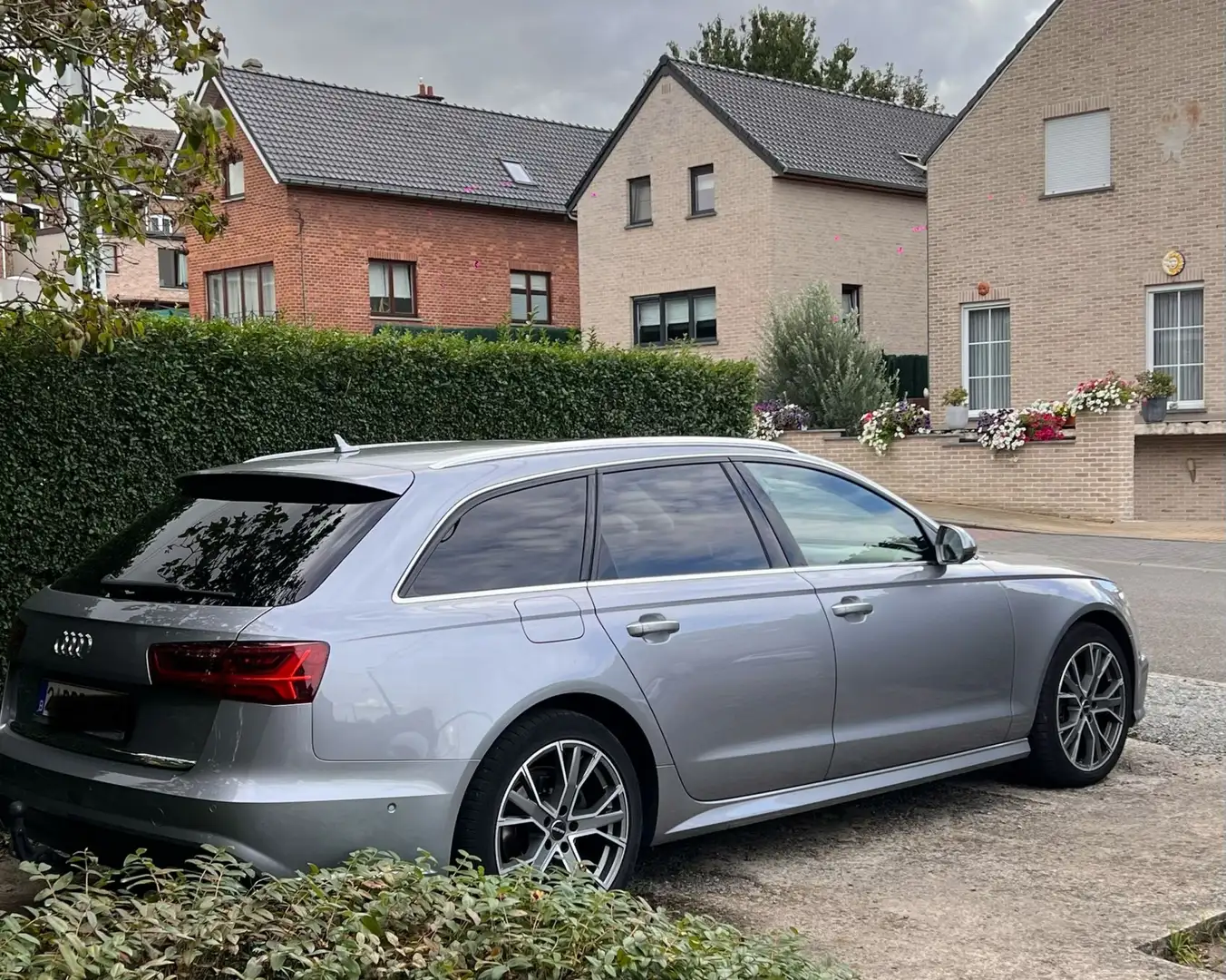 Audi A6 Avant 2.0 TDI ultra S tronic - 2