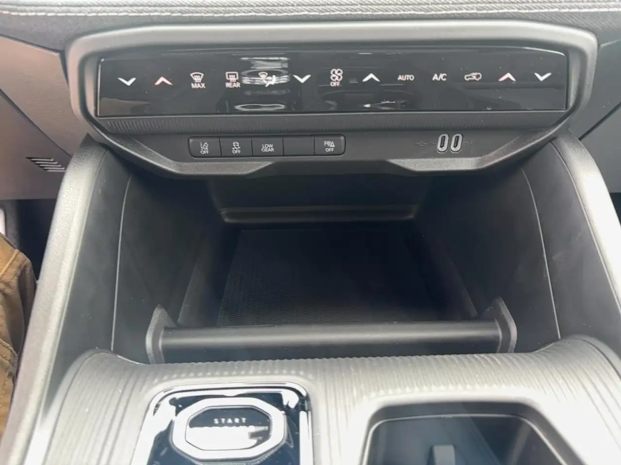 Jeep Cherokee снимка Jeep Cherokee