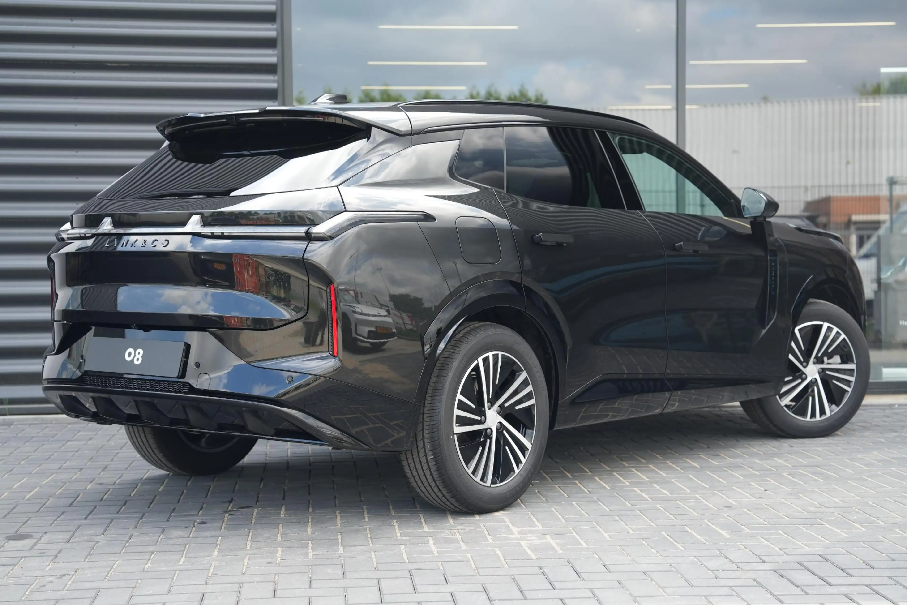 Lynk & Co 08 1.5 Business Edition | 200km Hybride | High Beam L — photo 2