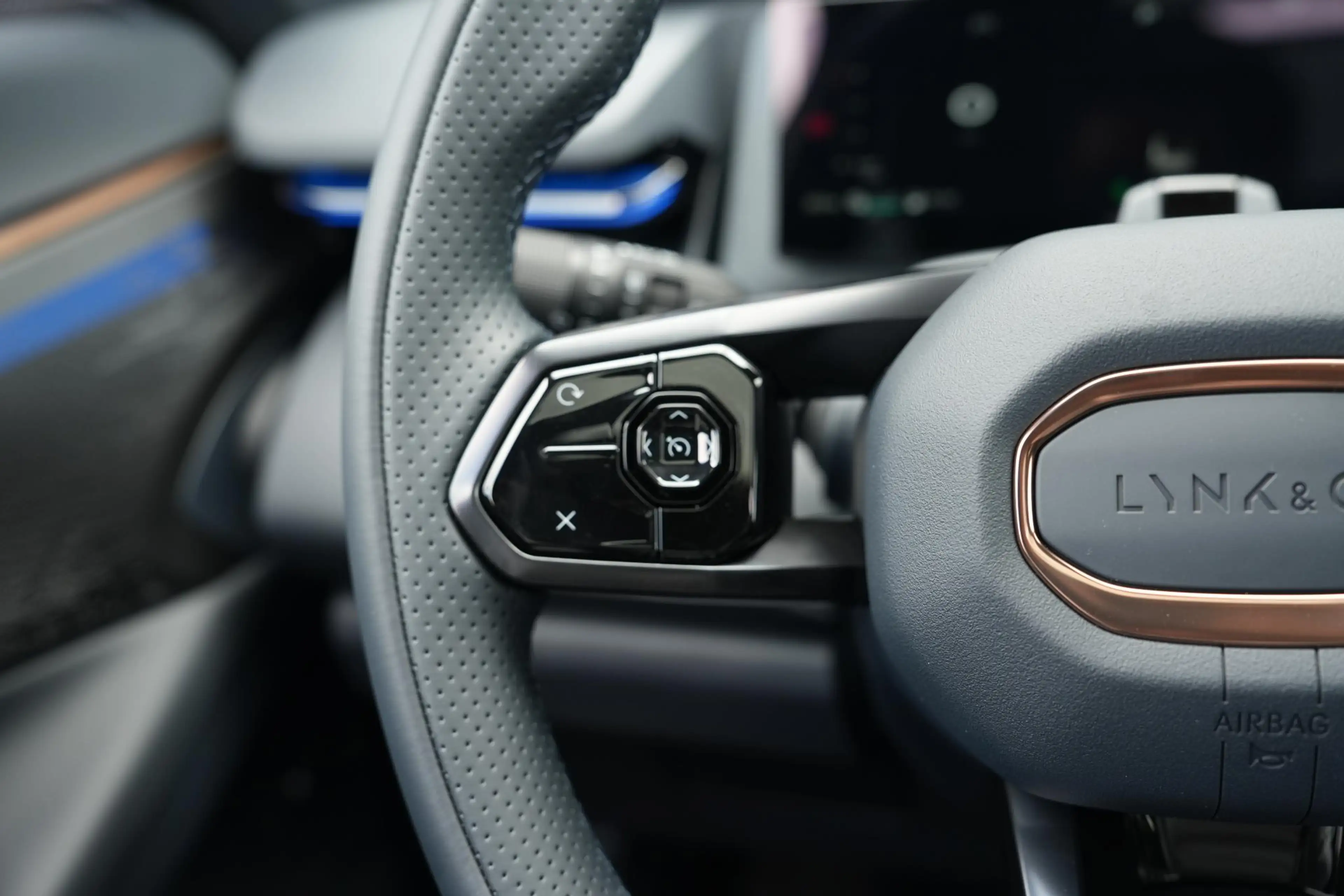 Lynk & Co 08 1.5 Business Edition | 200km Hybride | High Beam L — photo 14