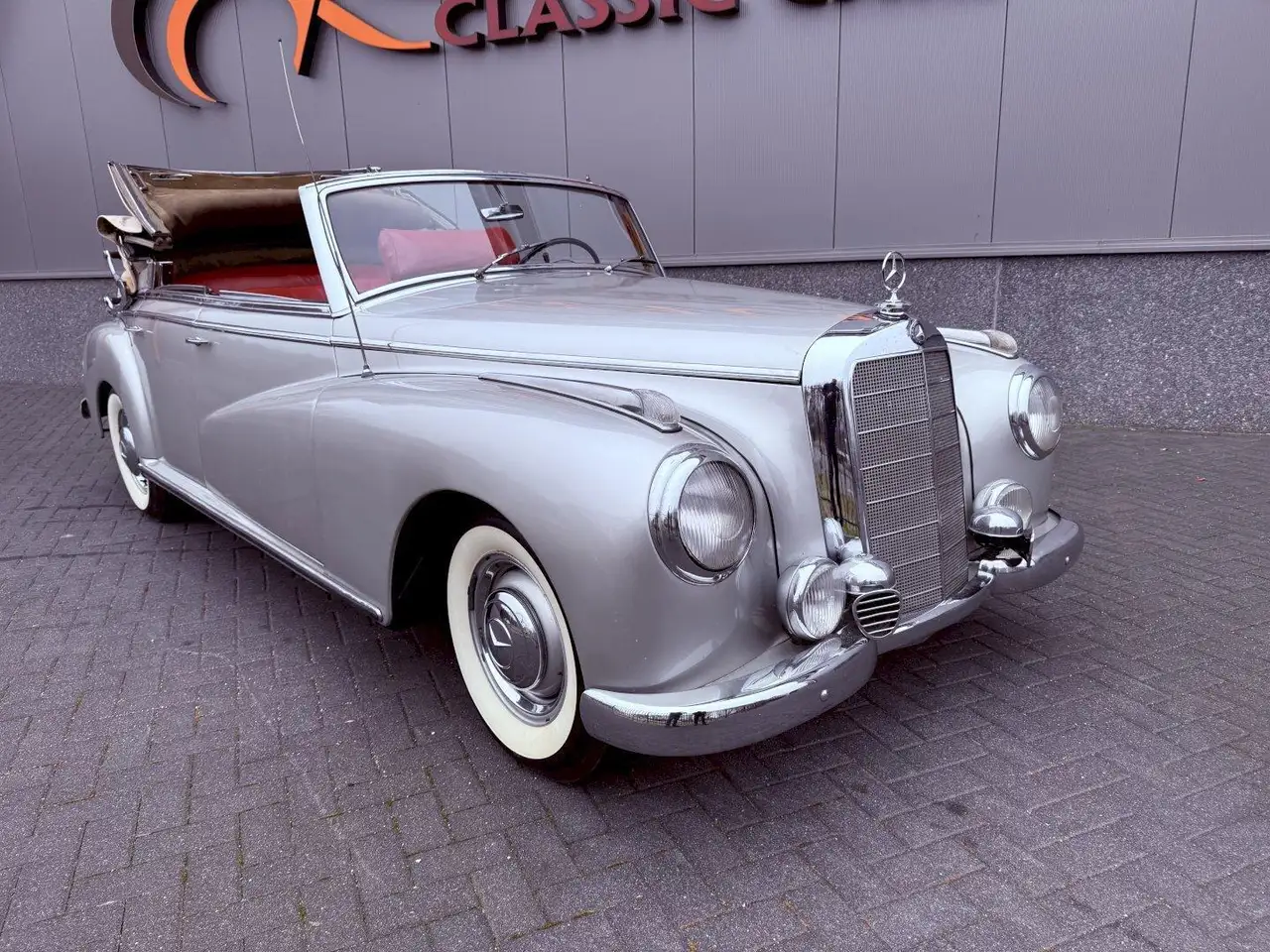 Mercedes-Benz 300 W186 Adenauer Cabriolet, foto 4