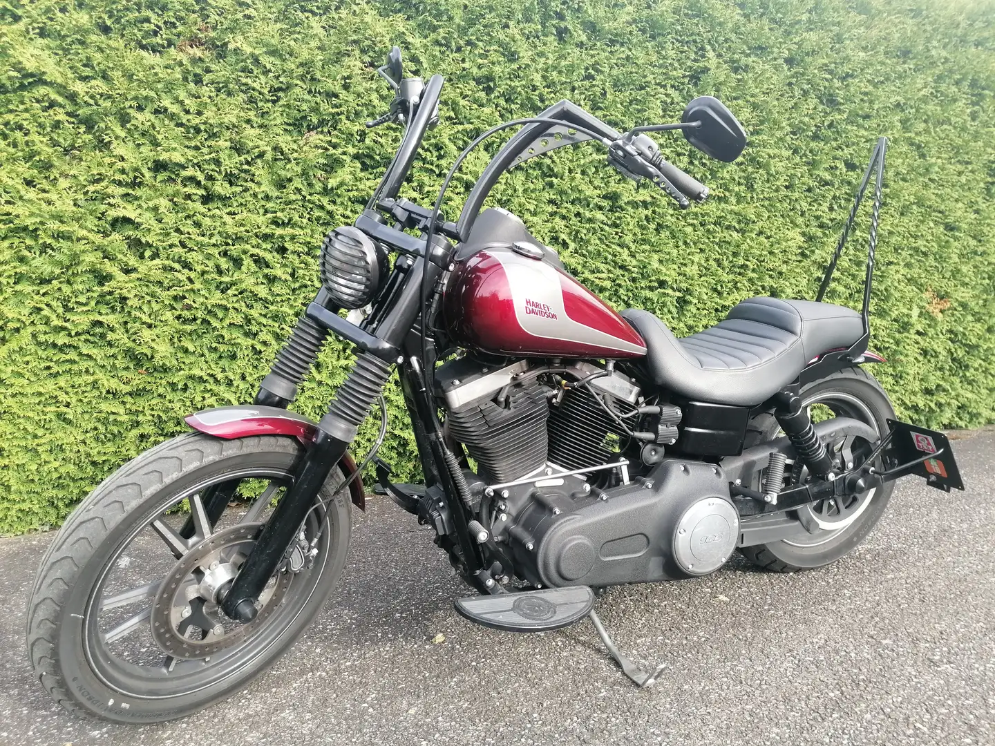 Harley-Davidson Dyna Street Bob 2014 Special Edition Rot - 1