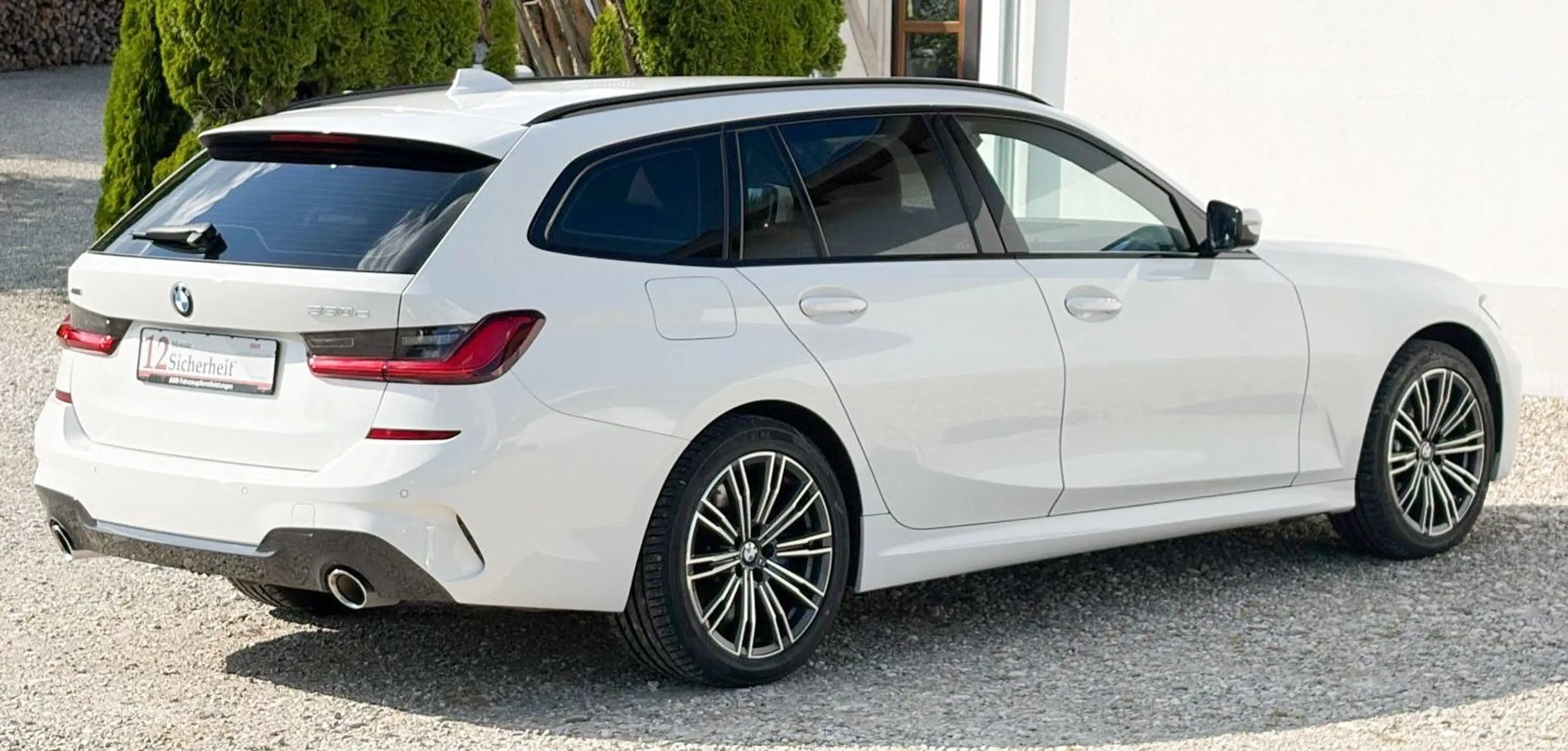 BMW 330 e xDrive M Sport,ACC,AHK,Harman,95%Zertifikat — photo 8