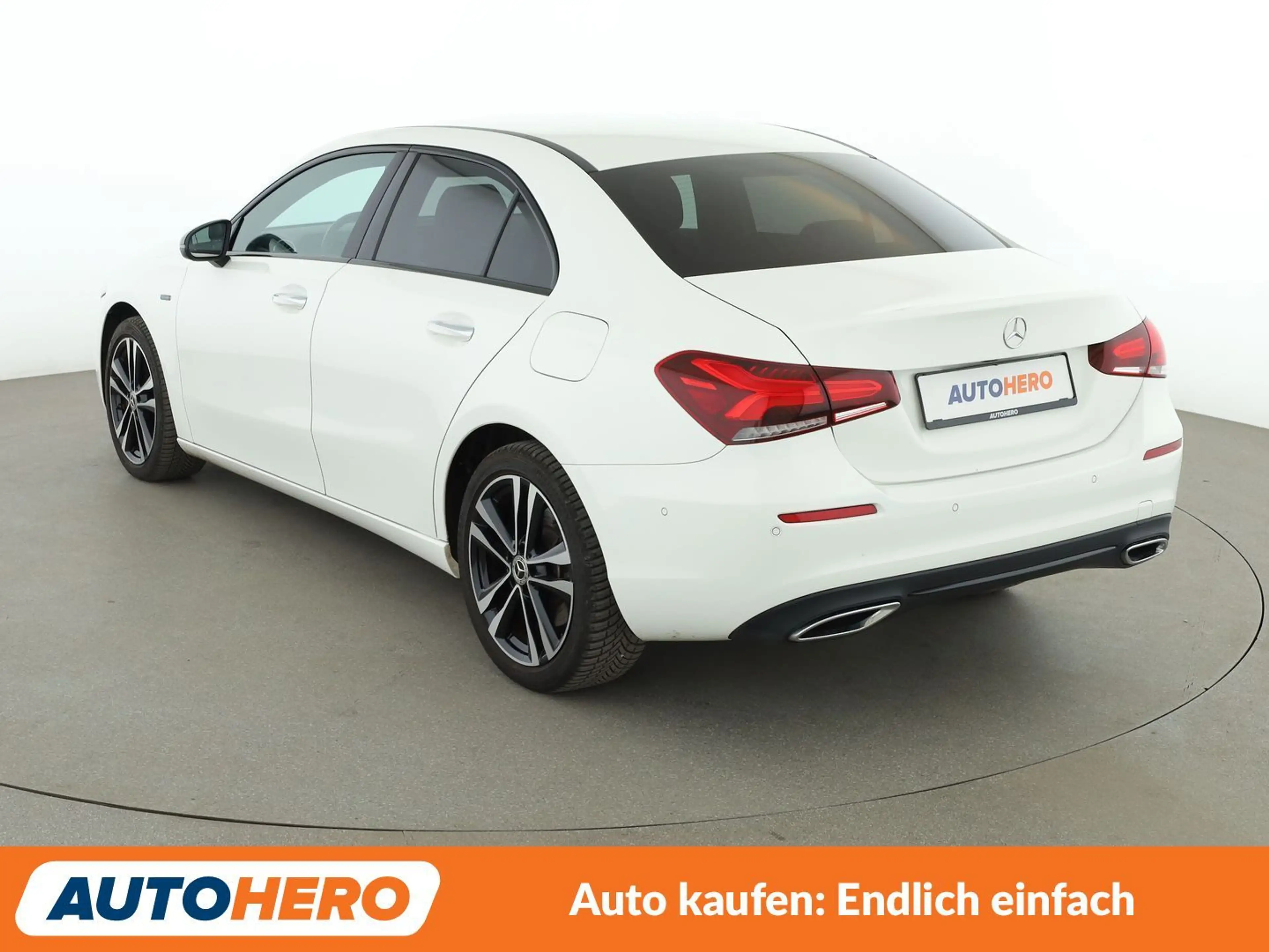 Mercedes-Benz A 250 A 250e Progressive Aut.*NAVI*VC*ACC*CAM*PDC*SHZ* — photo 4