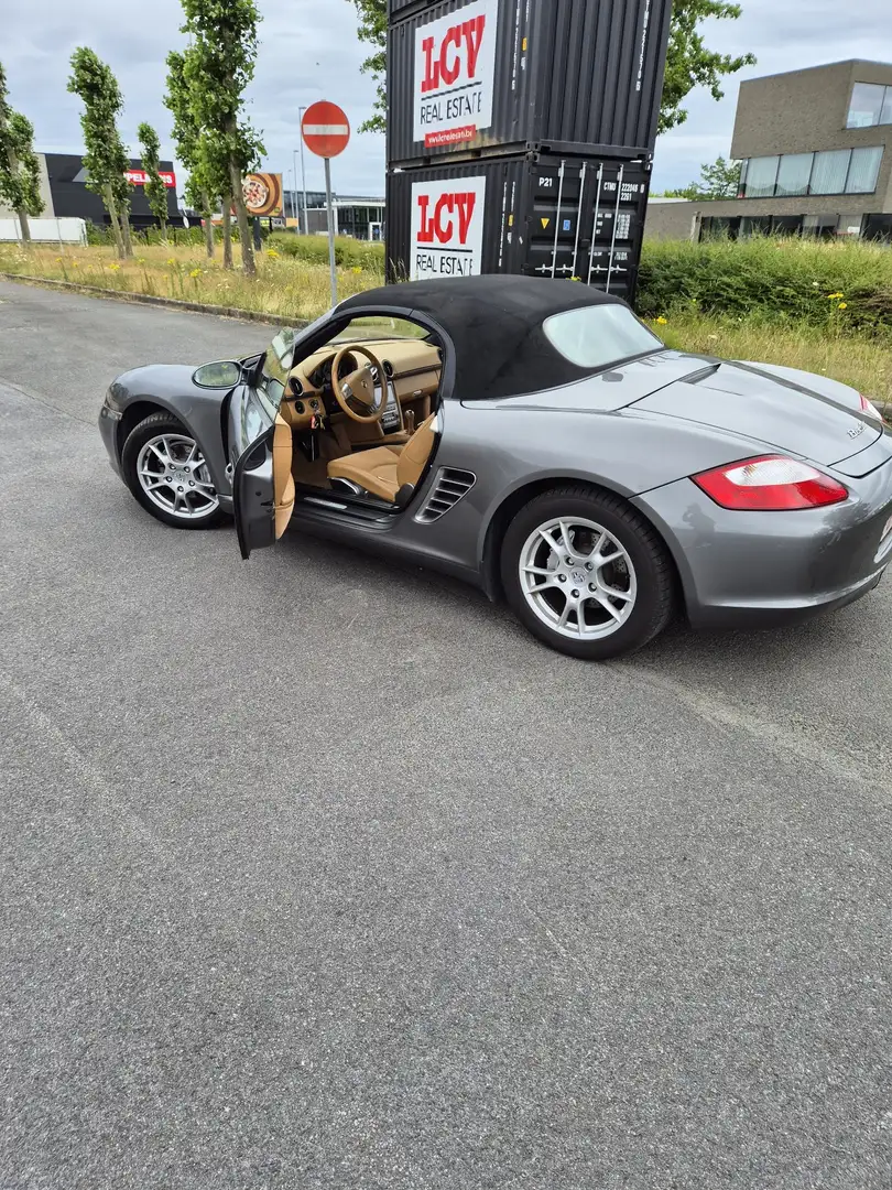 Porsche Boxster - 1