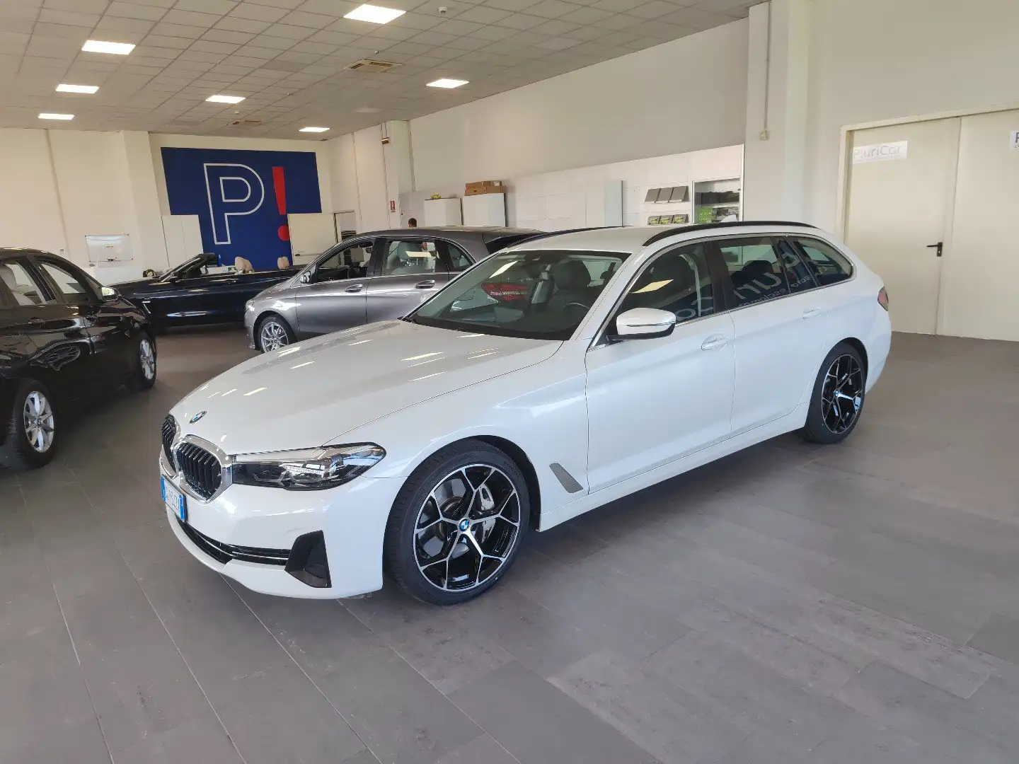 BMW 530 d xDrive 48V 249cv Touring Auto Pelle Navi LED Blanc - 1