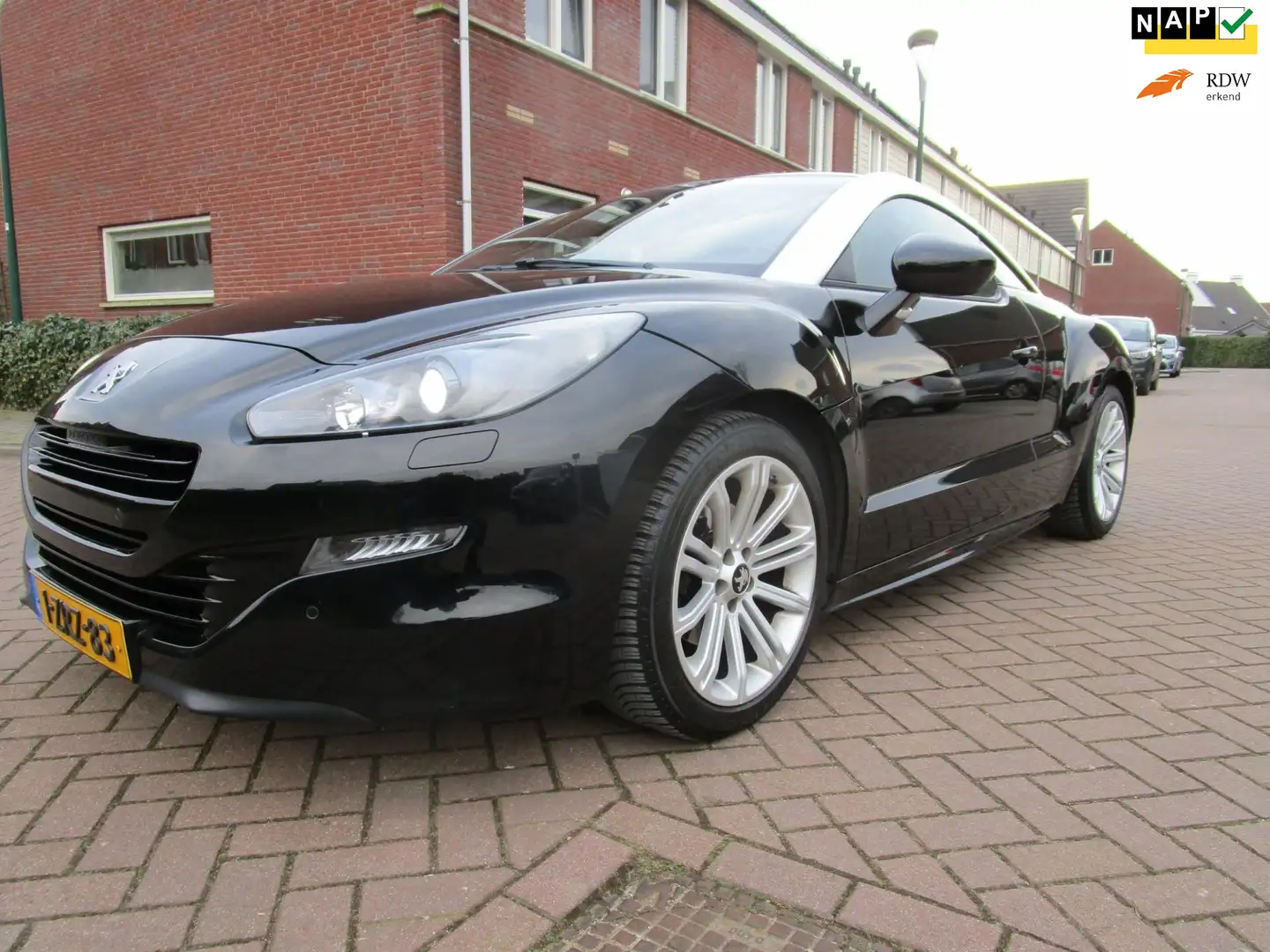 Peugeot RCZ 1.6i turbo Red Carbon vol opties leer nieuwstaat Negro - 1