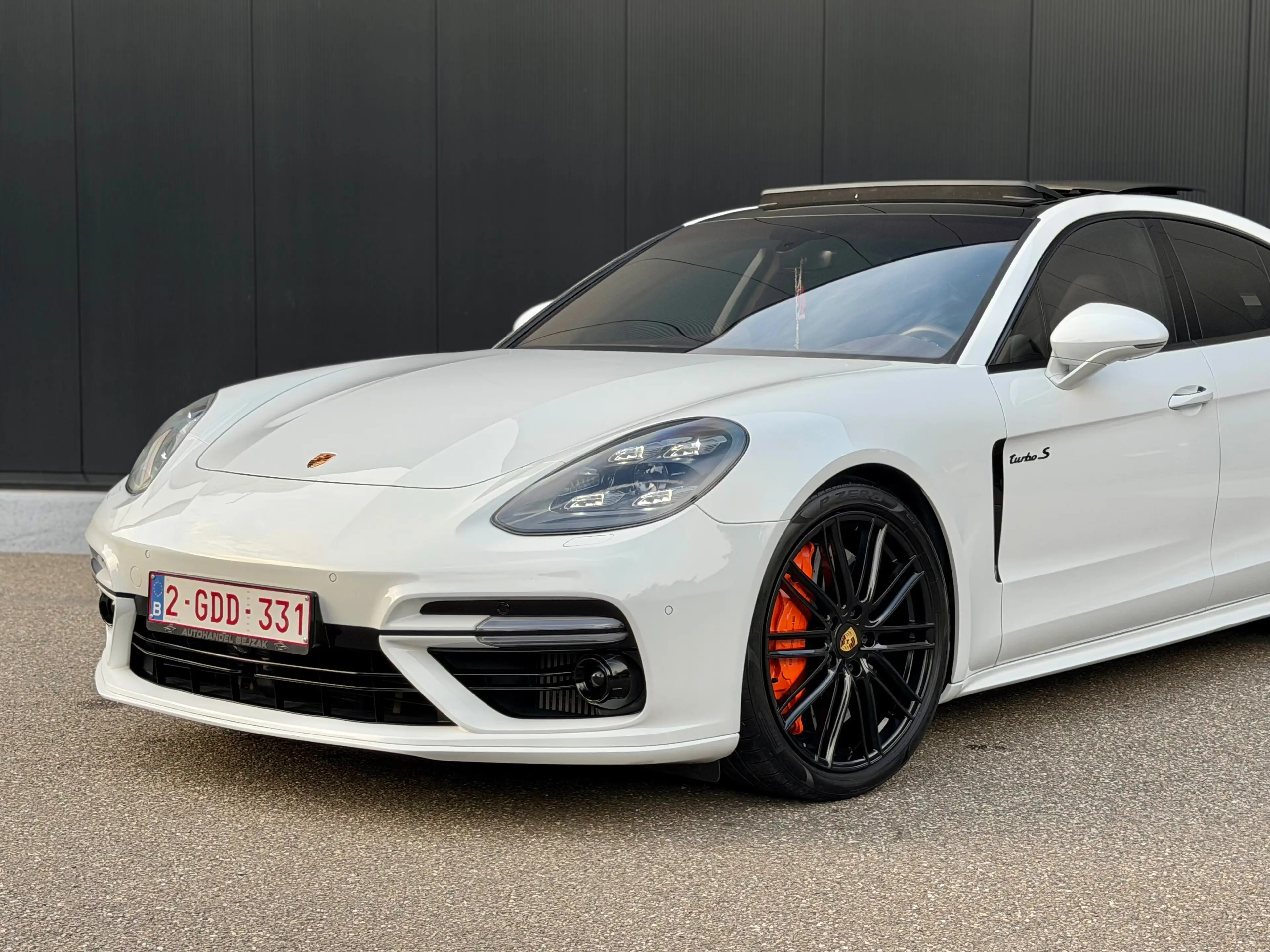 Porsche Panamera Panamera Turbo e-Hybrid S 4.0 V8 Bi-Turbo PHEV PDK (500 kW) — photo 6