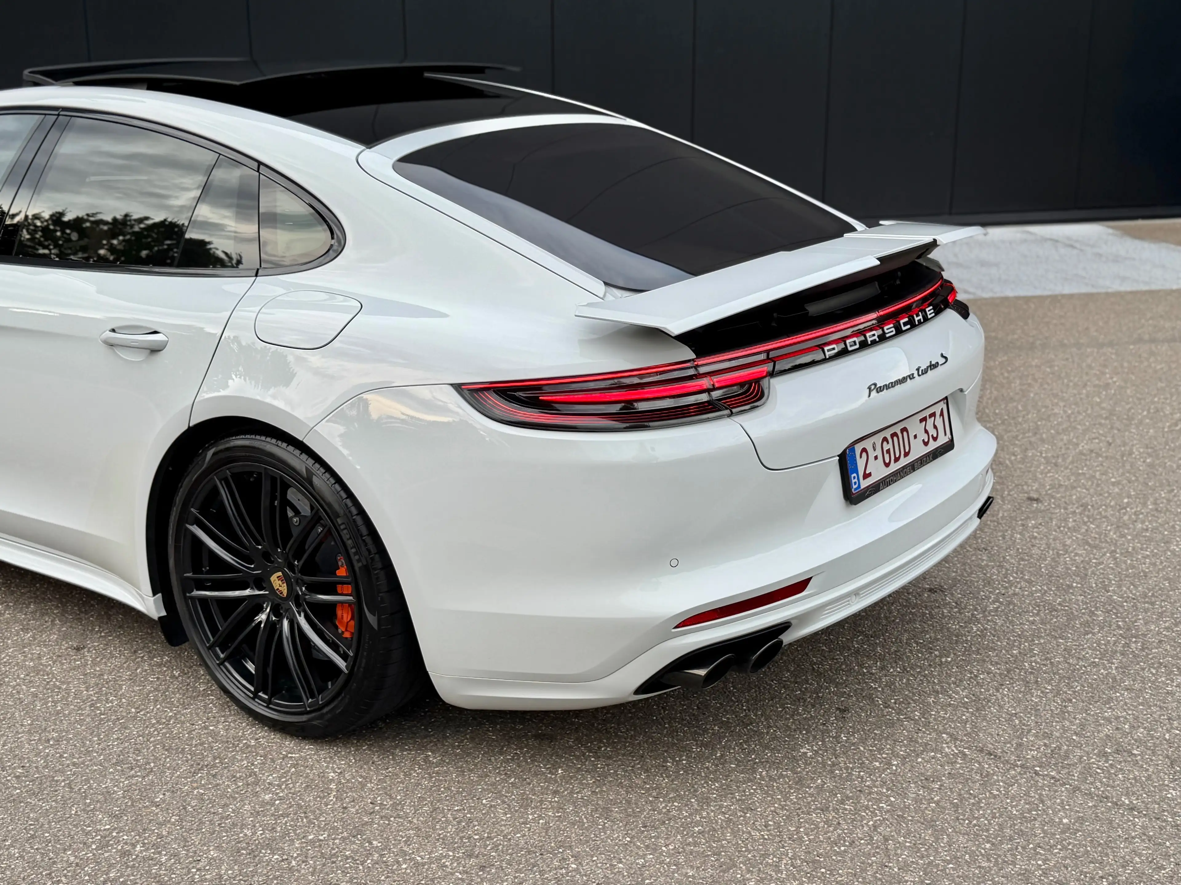 Porsche Panamera Panamera Turbo e-Hybrid S 4.0 V8 Bi-Turbo PHEV PDK (500 kW) — photo 12