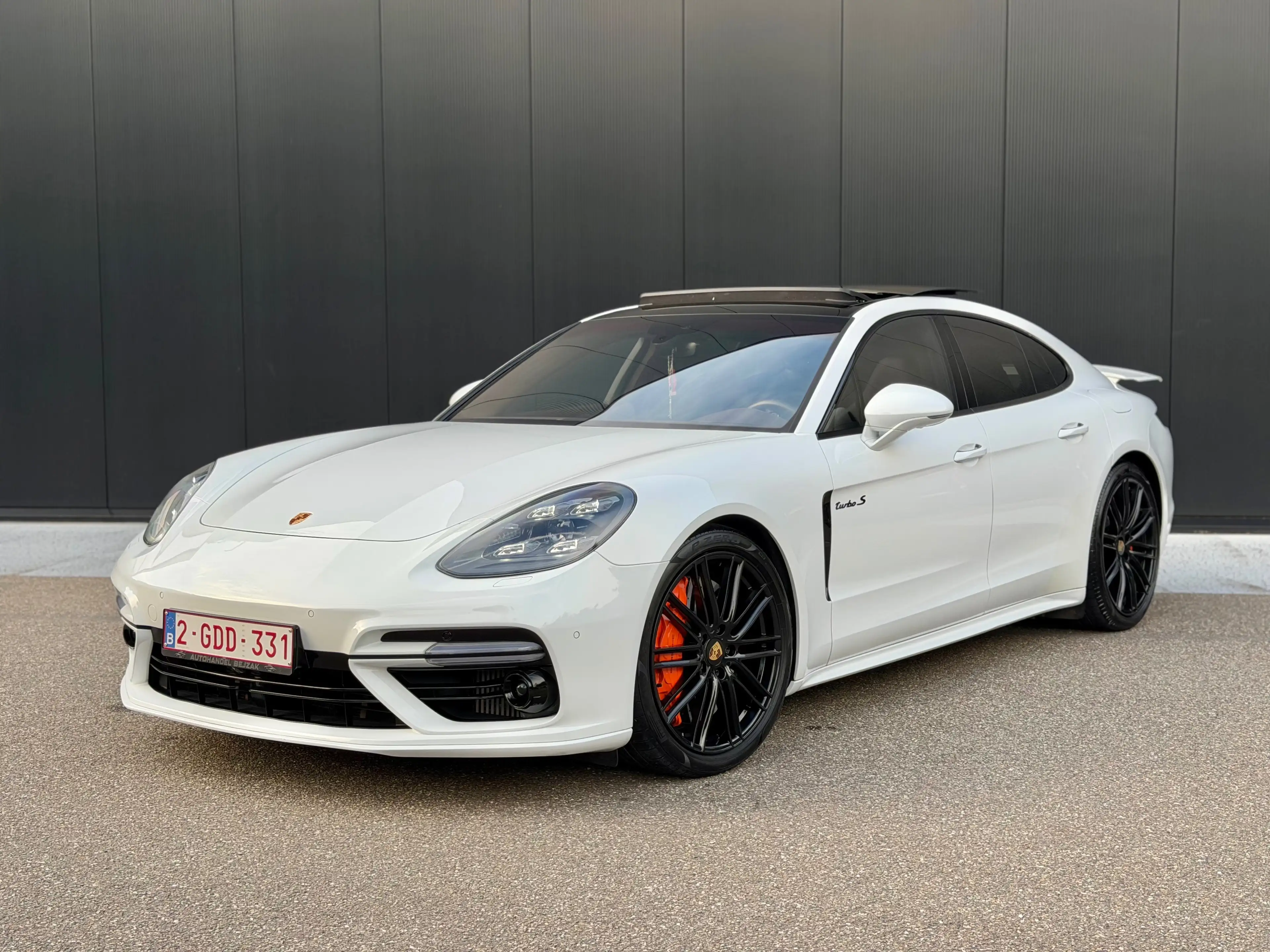 Porsche Panamera Panamera Turbo e-Hybrid S 4.0 V8 Bi-Turbo PHEV PDK (500 kW) — photo 5
