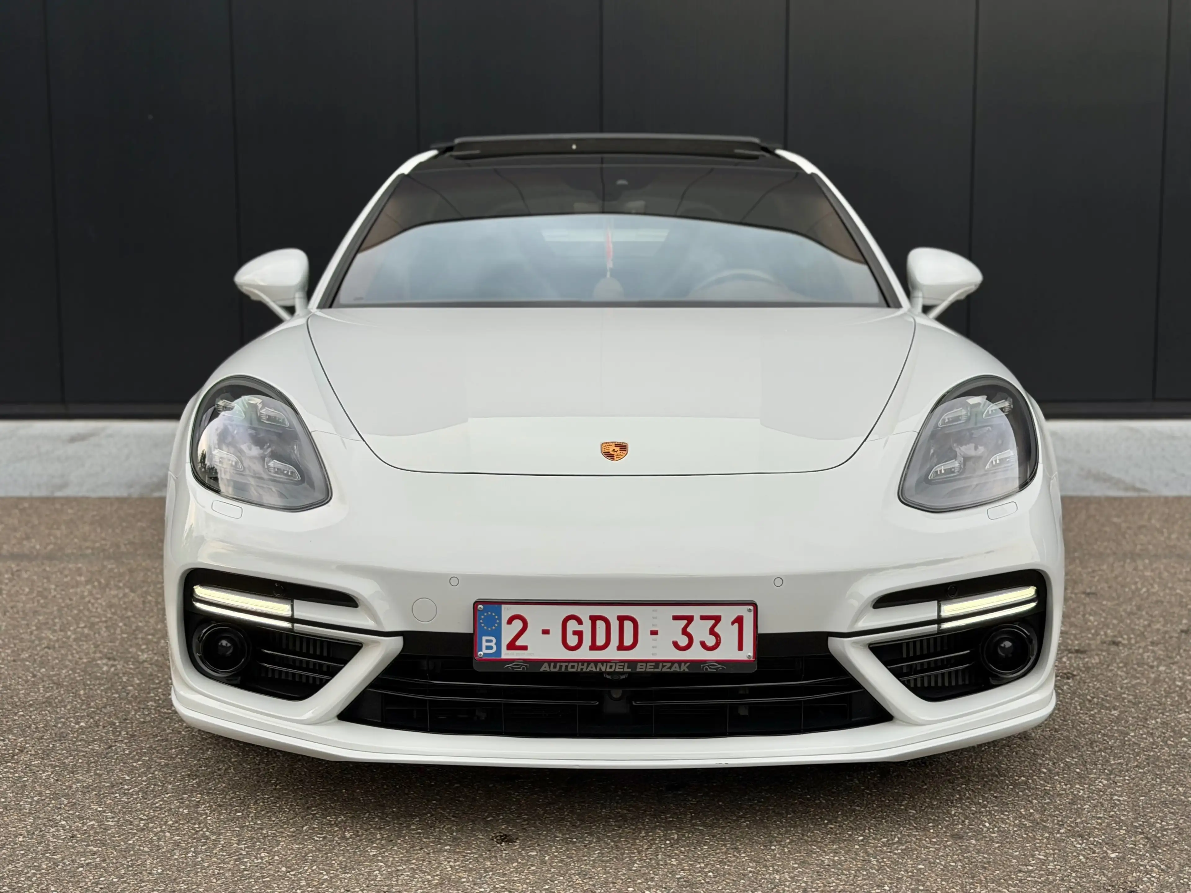 Porsche Panamera Panamera Turbo e-Hybrid S 4.0 V8 Bi-Turbo PHEV PDK (500 kW) — photo 3