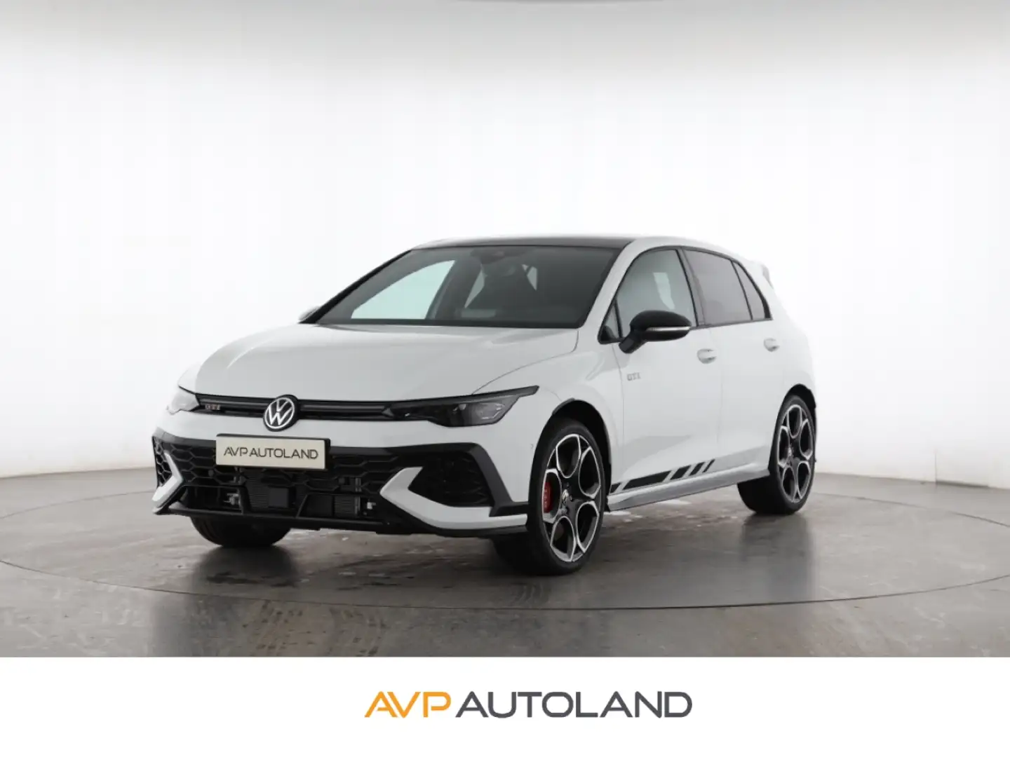Volkswagen Golf VIII GTI 2.0 TSI DSG Clubsport | PERFORM. | Wit - 1