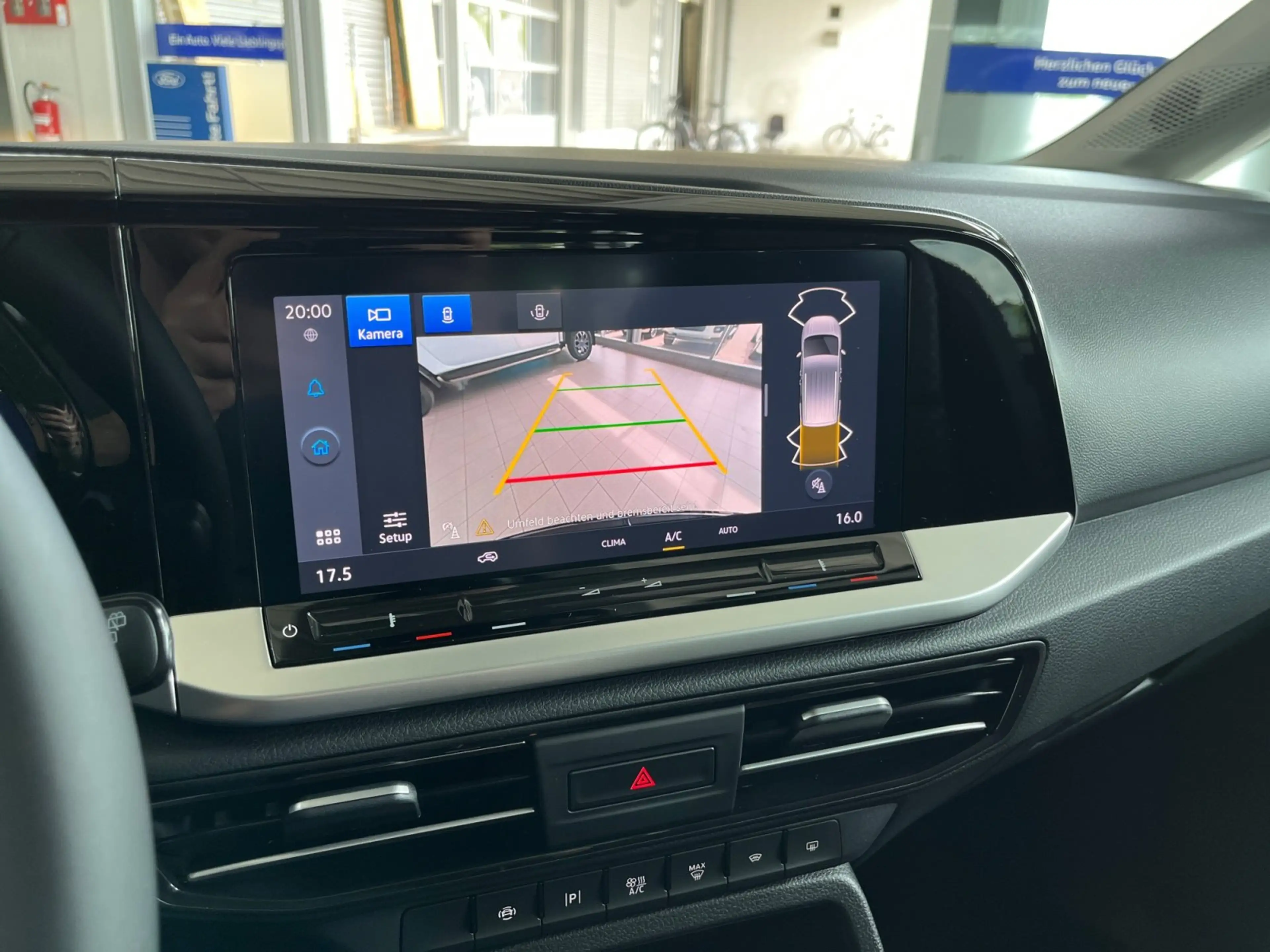 Ford Tourneo Connect Titanium 2.0 EcoBlue DSG TWA+PDC — photo 13