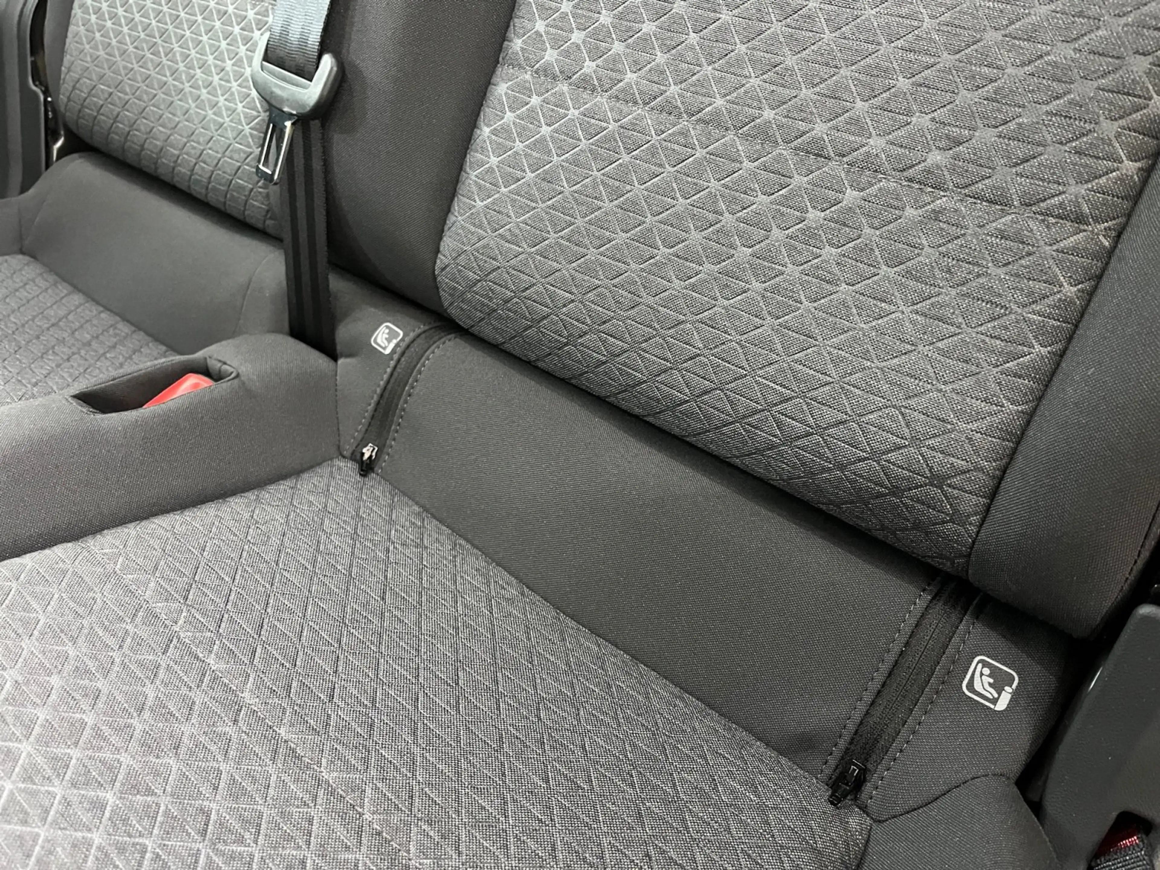 Ford Tourneo Connect Titanium 2.0 EcoBlue DSG TWA+PDC — photo 18