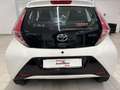 Toyota Aygo 5p 1.0 x-play my15 Weiß - thumbnail 5