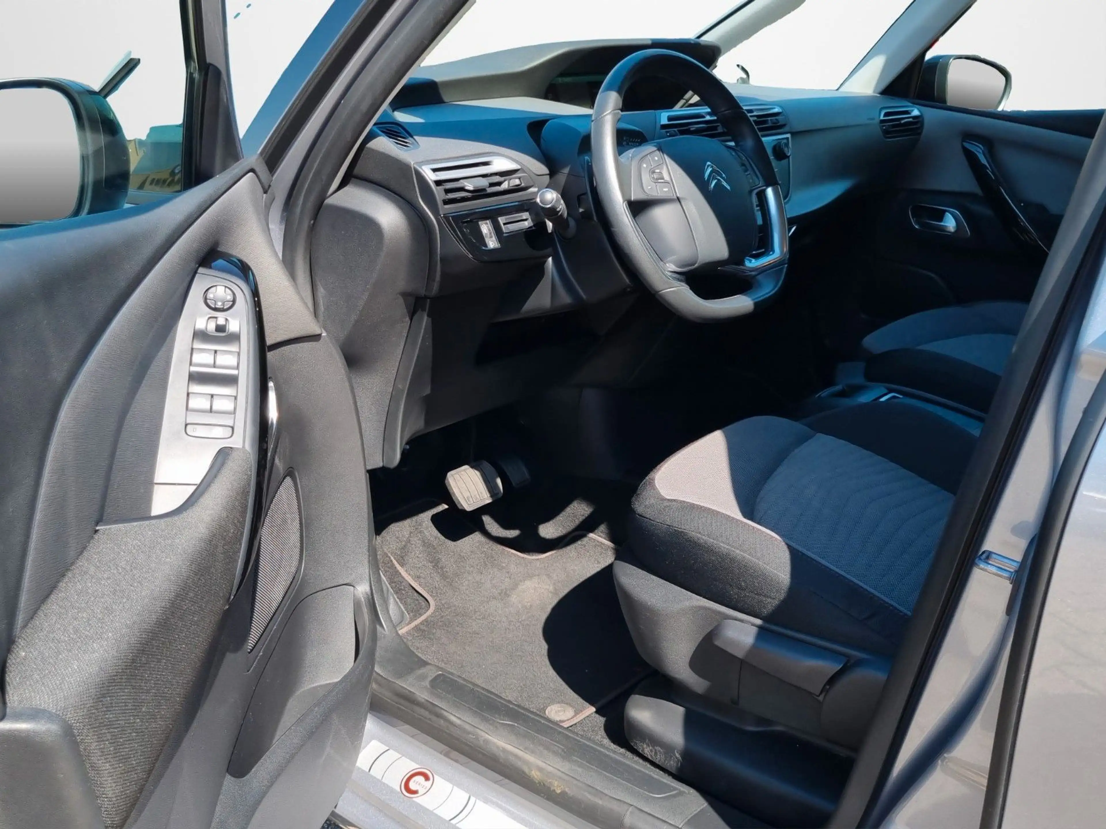 Citroen Grand C4 Picasso /Spacetourer*ALU*NAVI*PDC*KAMERA — photo 11