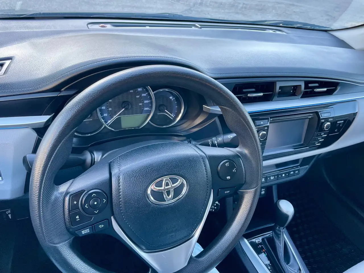 Toyota Corolla photo Toyota Corolla