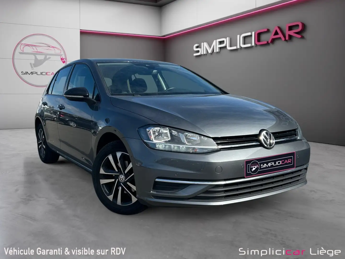 Volkswagen Golf Golf 1.0 TSI IQ.Drive *GARANTIE 12 MOIS* Gris - 1