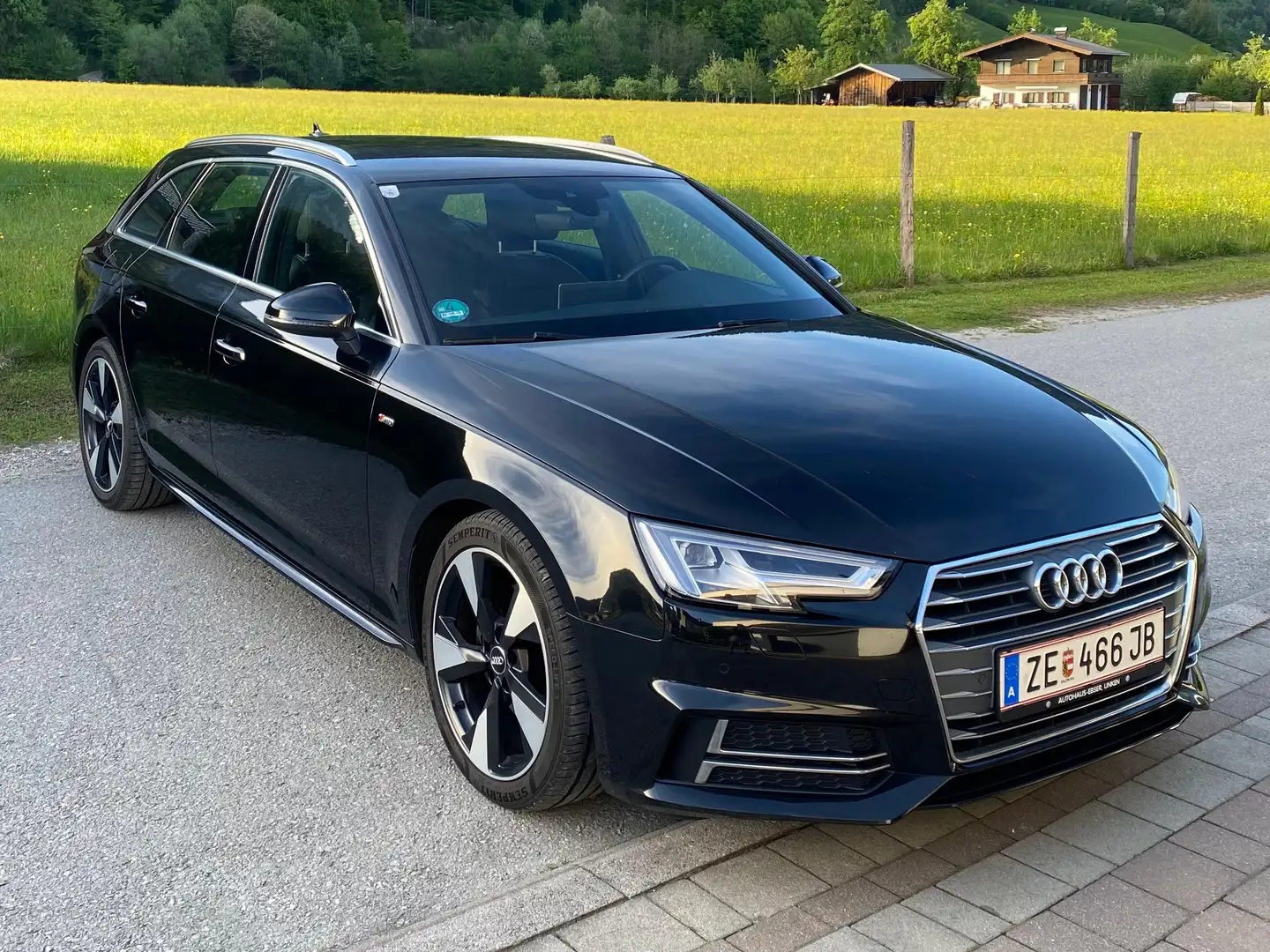 Audi A4 A4 Avant 2,0 TDI Sport Sport Schwarz - 2