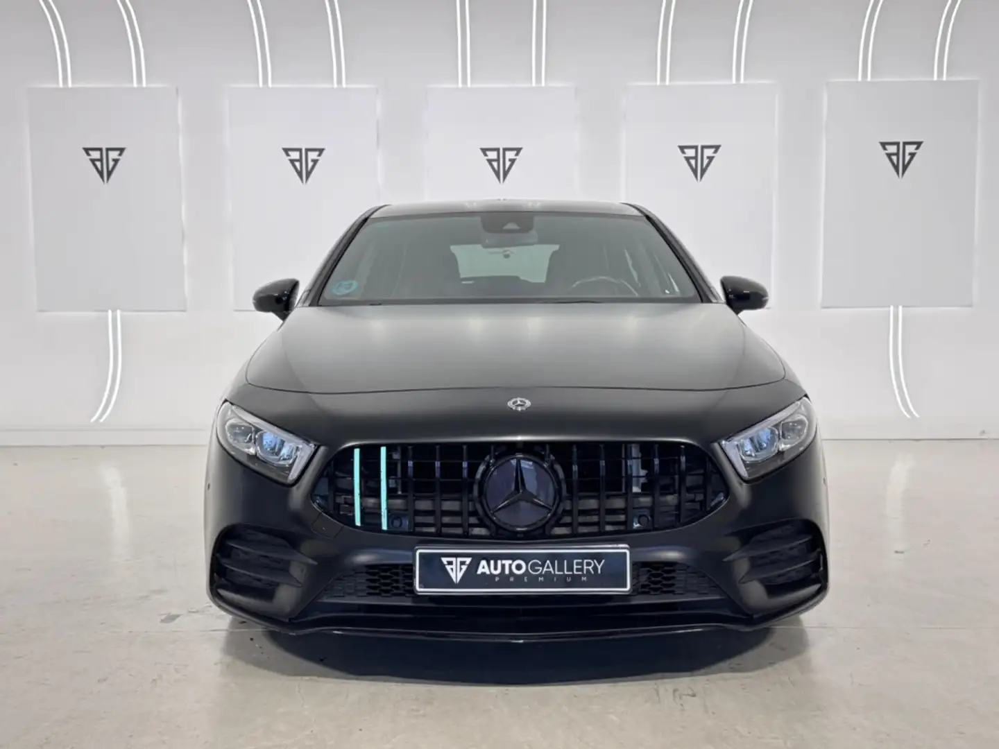 Mercedes-Benz A 200 7G-DCT Negro - 2