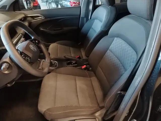 MG MG3 view 9