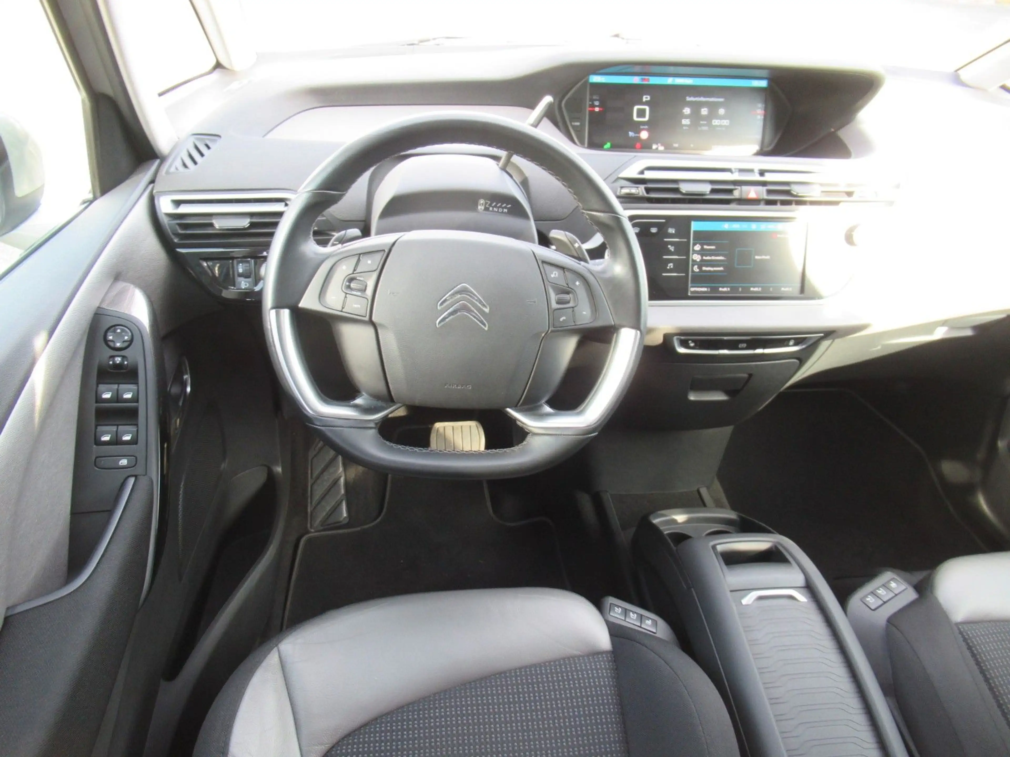 Citroen C4 Picasso Shine 1.2 Puretech Automatik — photo 8