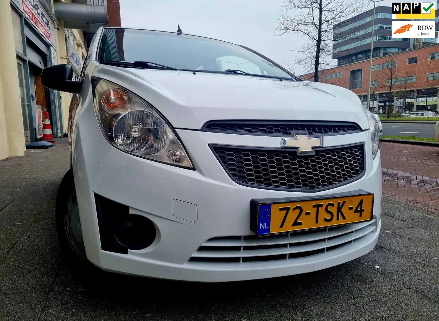 Chevrolet Spark 1.0 16V LS Bi-Fuel 5drs Airco ElecRam Wit - 1
